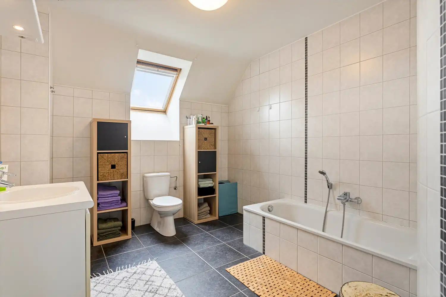 ZEER RUIM DUPLEX APPARTEMENT CENTRUM DIEST MET ZICHT OP PARK! foto 20