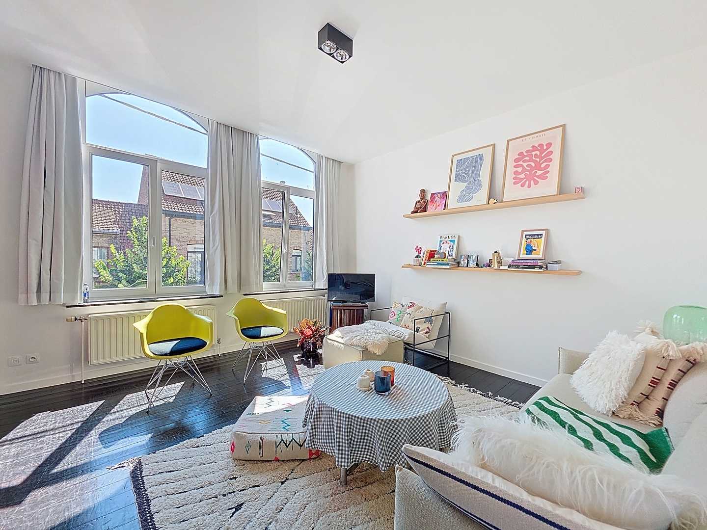 Instapklaar appartement met 2 slaapkamers te Nieuwpoort-Stad. foto 2