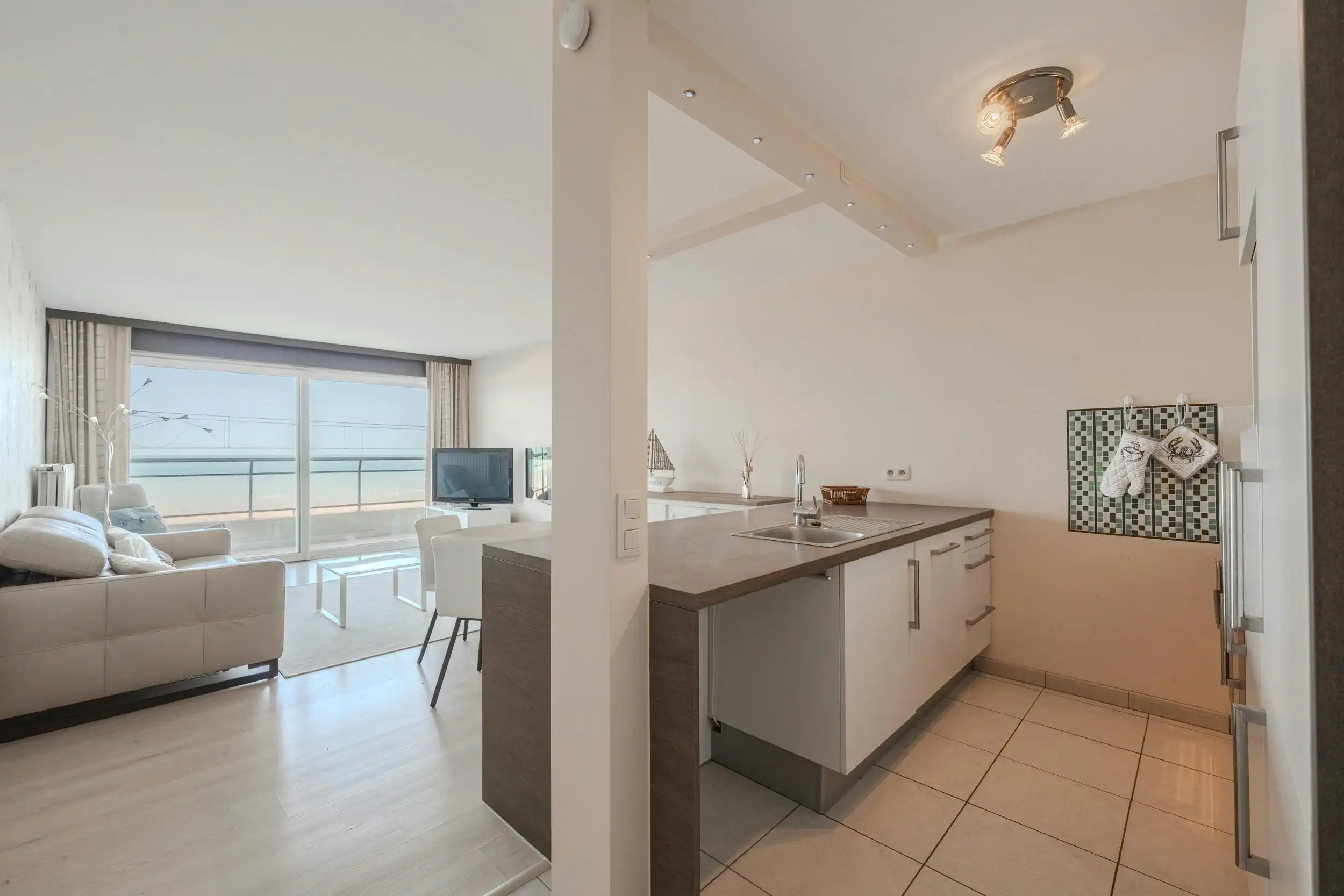 Appartement met frontaal zeezicht te koop in Middelkerke! foto 12
