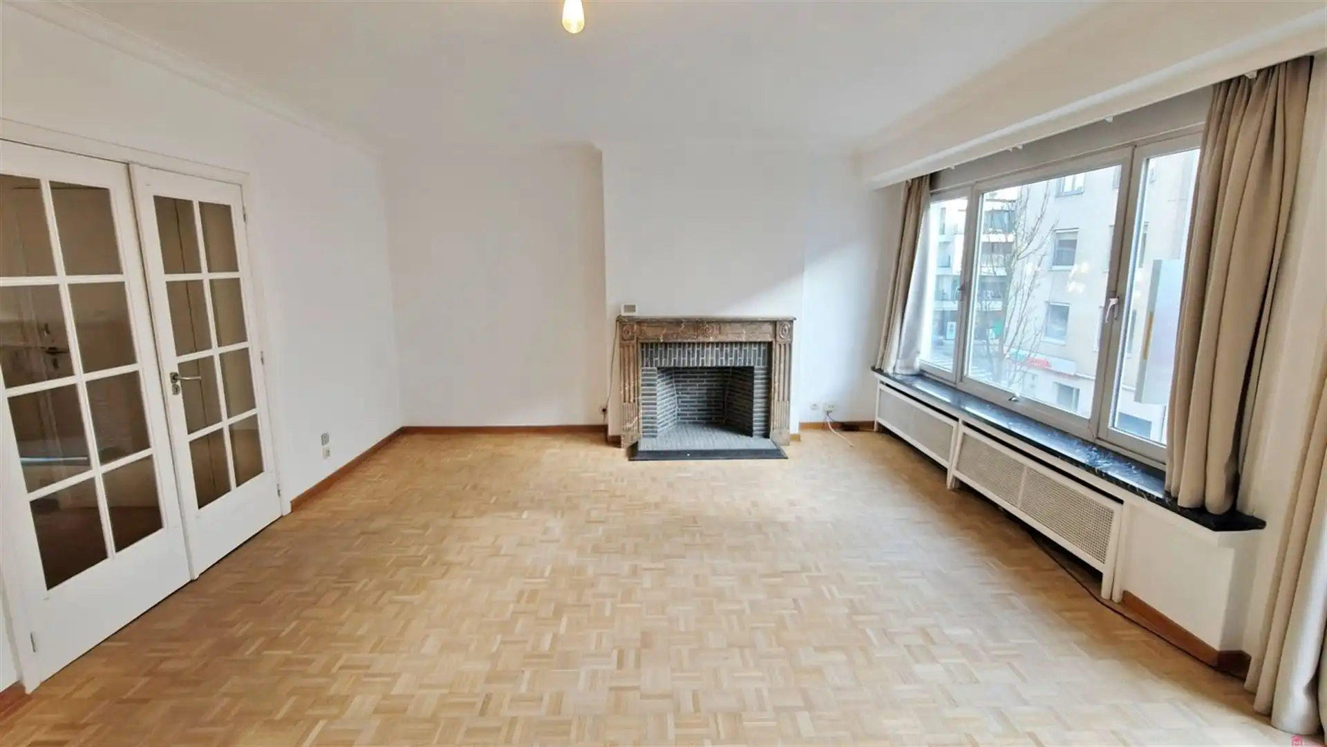 Appartement op toplocatie nabij het oude gerechtshof van Kortrijk foto 4