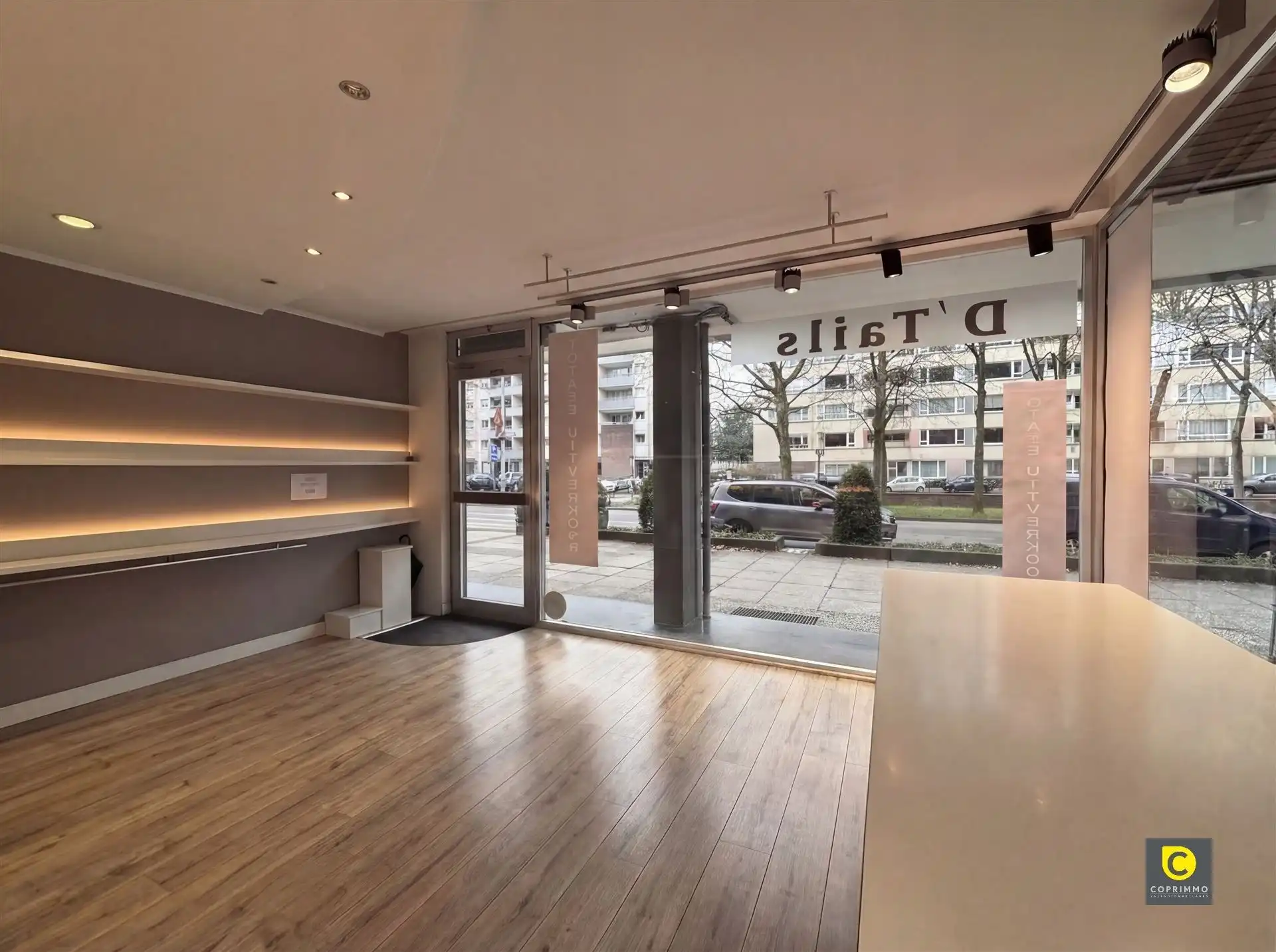 Handelsgelijksvloers foto 3