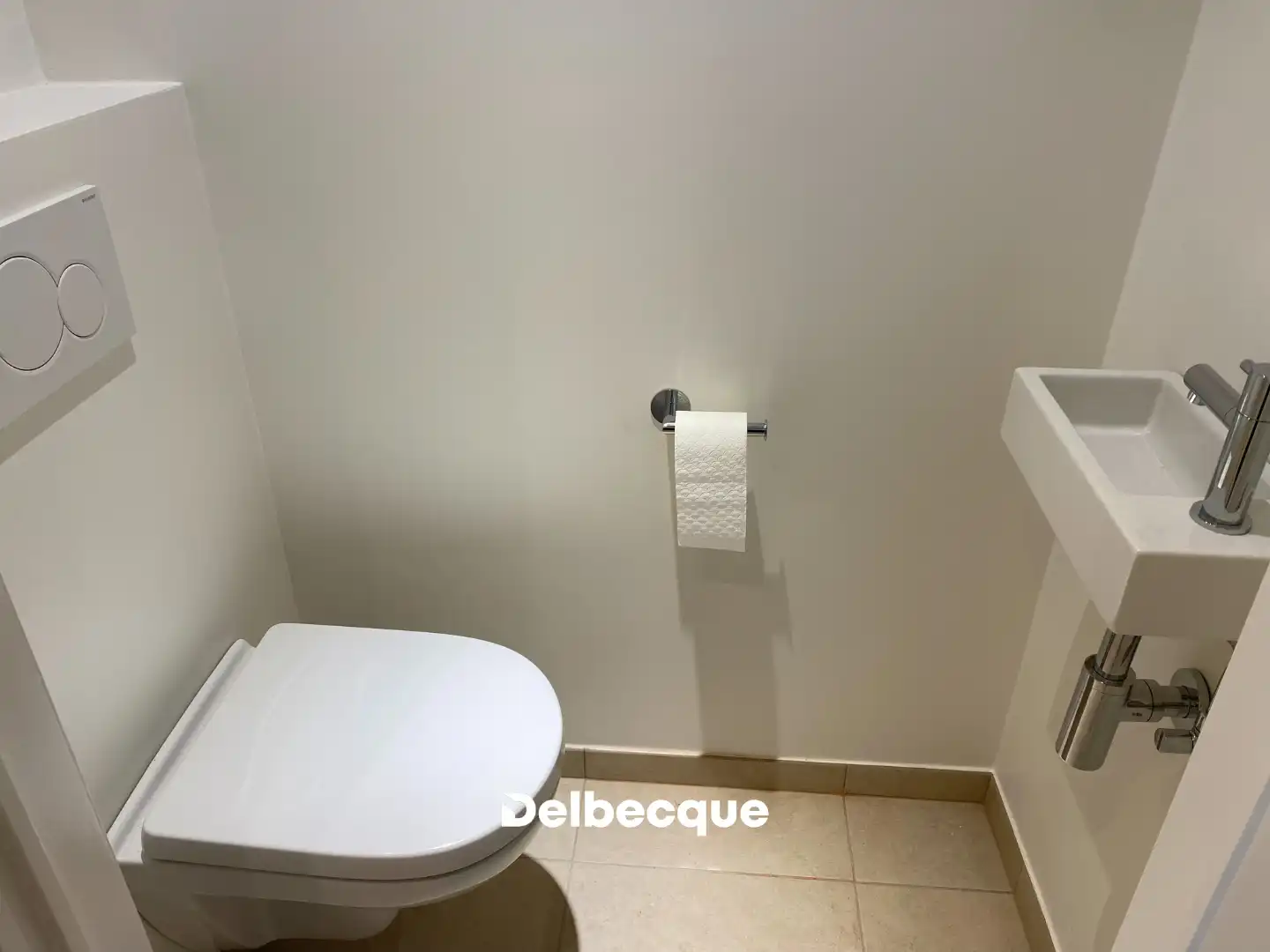 Lichtrijk en modern appartement met 2 slaapkamers te Kristus-Koning foto 12