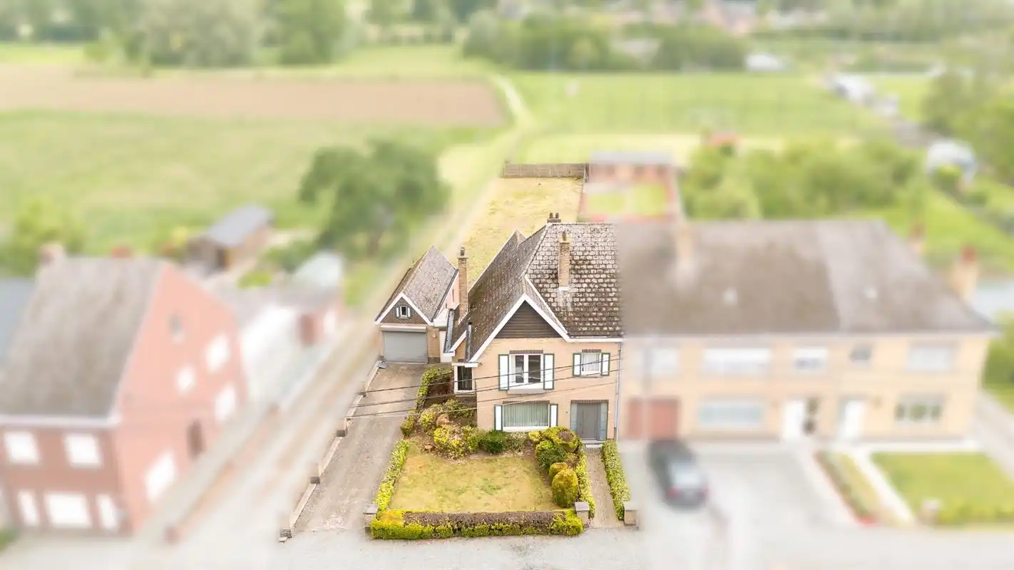 Te renoveren statige woning met mogelijkheden foto 18