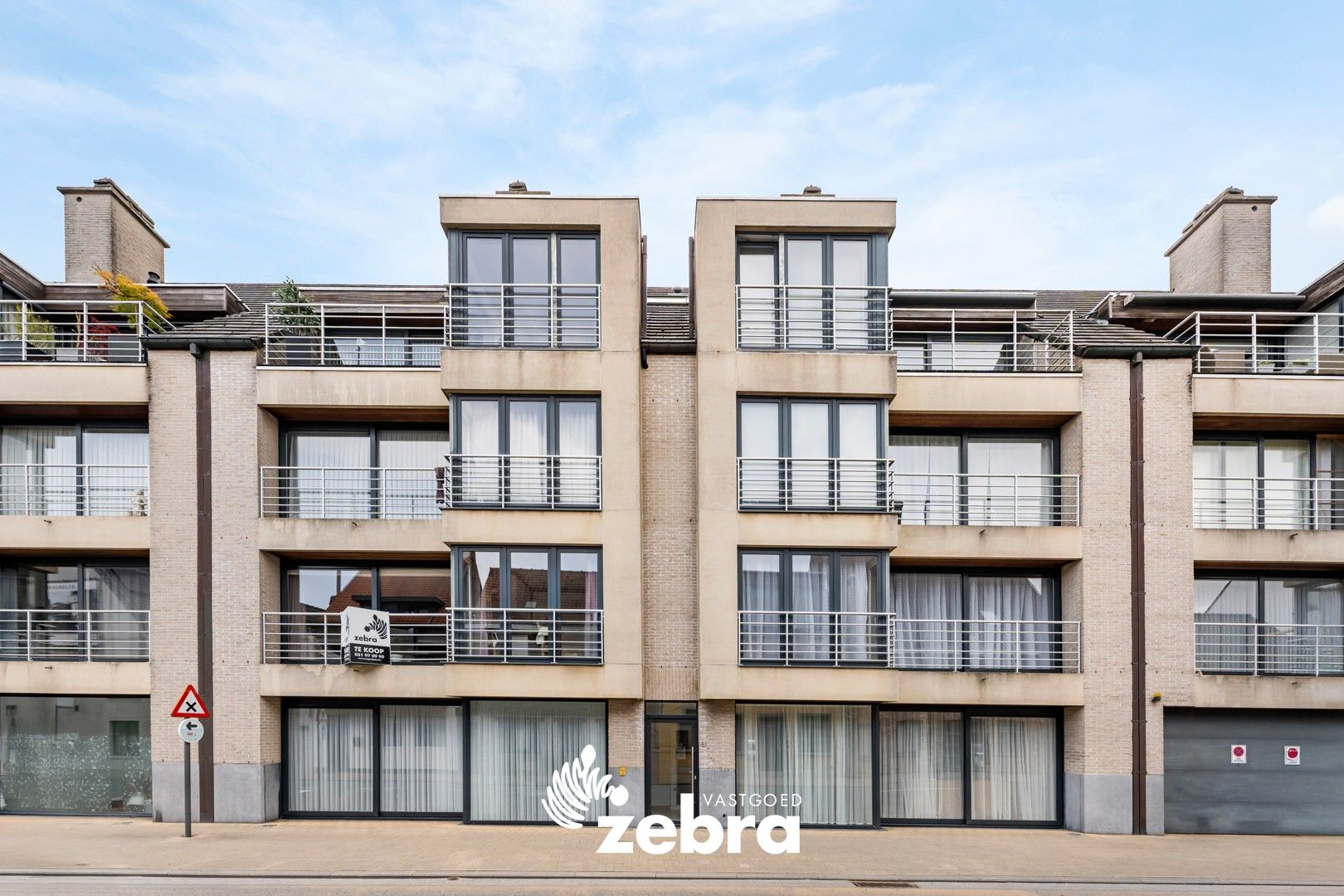 Instapklaar appartement met 2 slaapkamers in het centrum van Oostrozebeke! foto 18