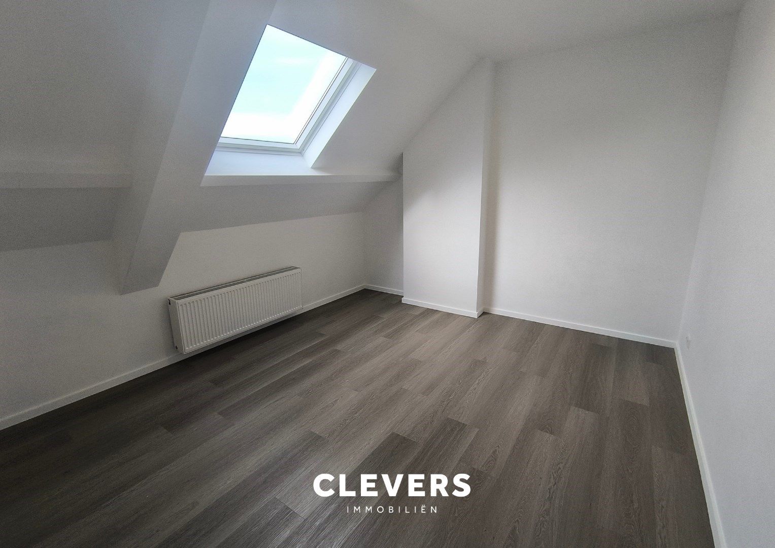 Topaanbieding te huur! Gerenoveerde duplex foto 14