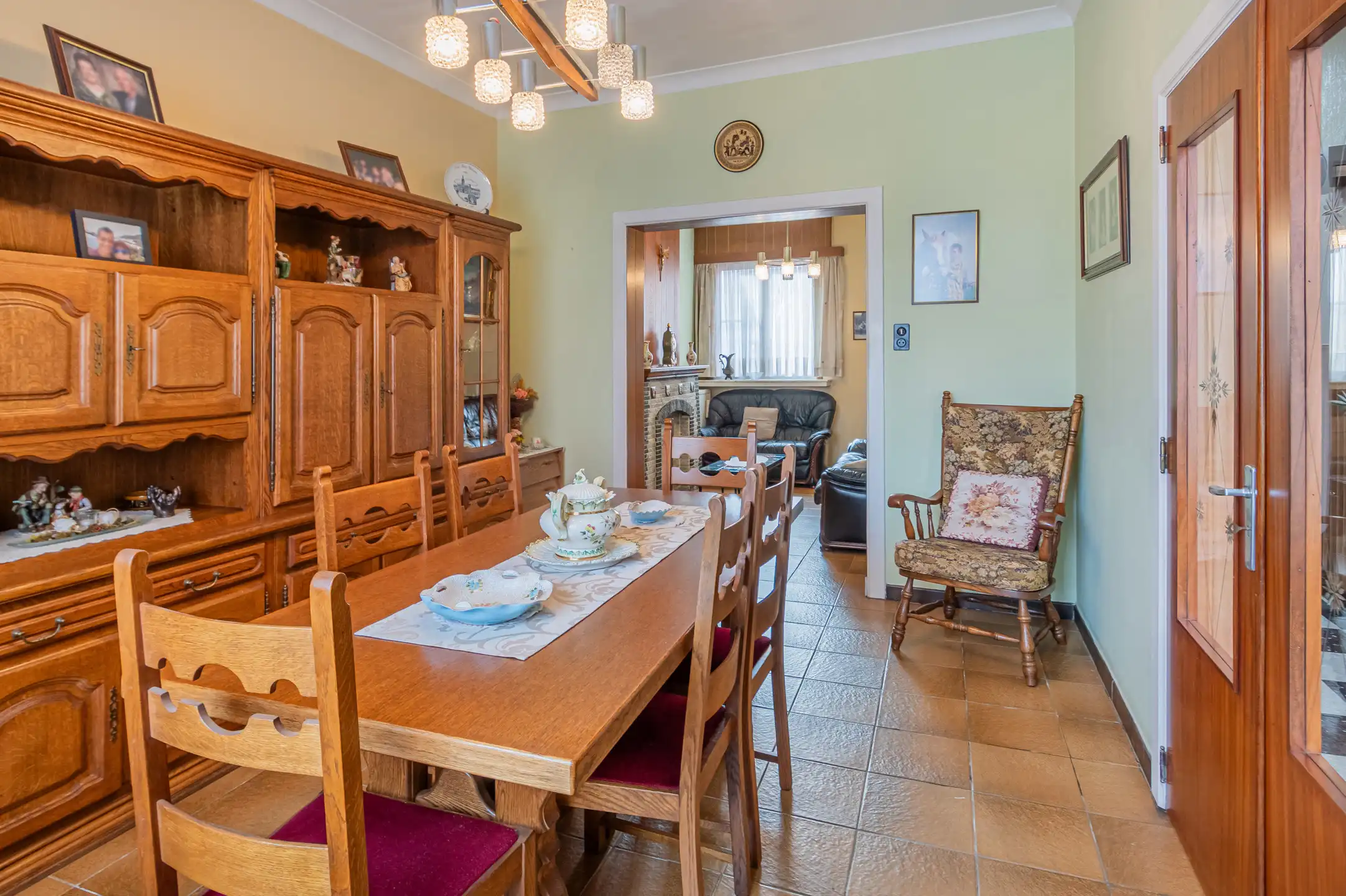 Te renoveren gezinswoning met garage in hartje Willebroek foto 5