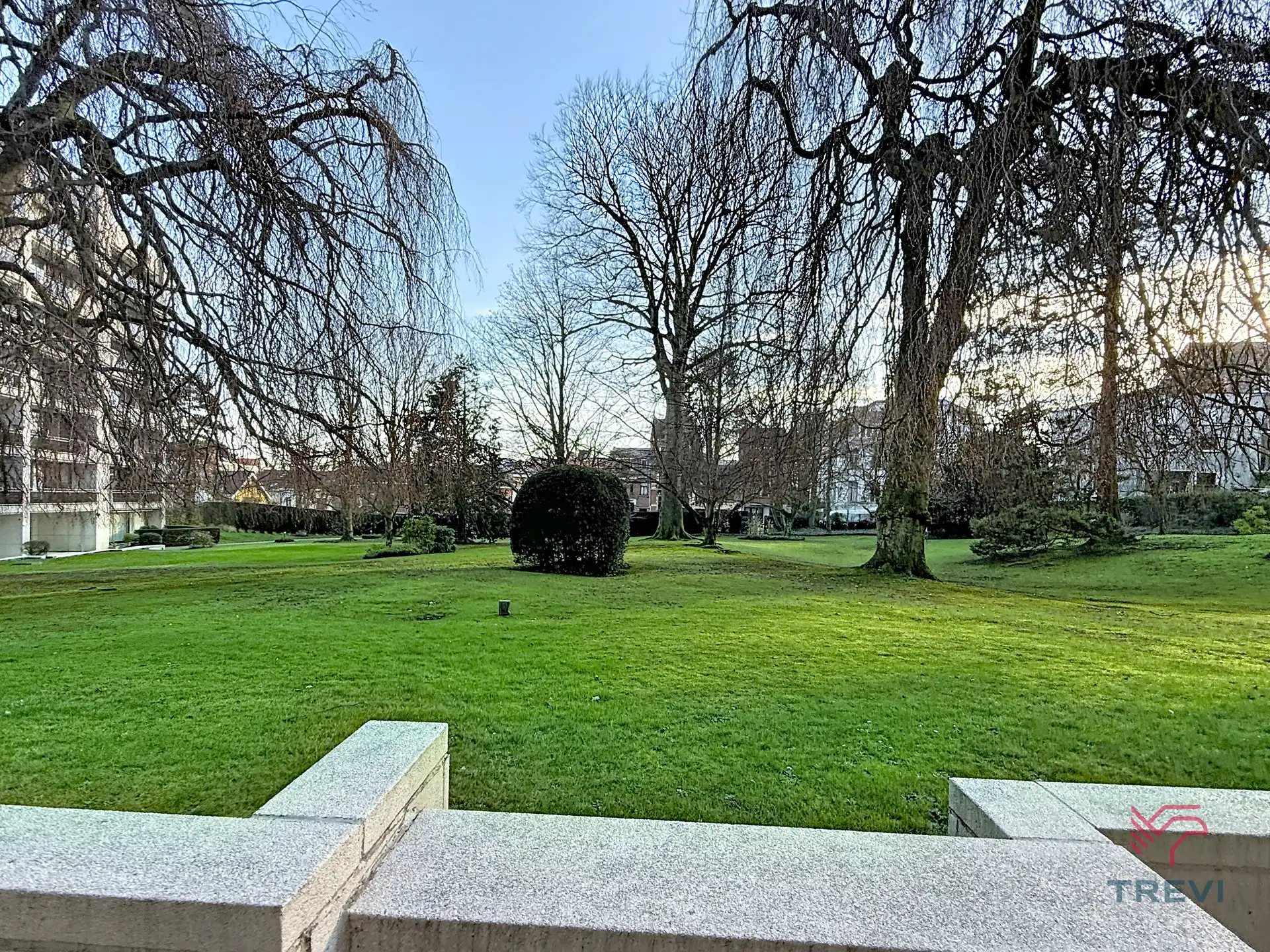 Appartement met 2 slaapkamers in een rustige wijk van Ukkel! foto 15