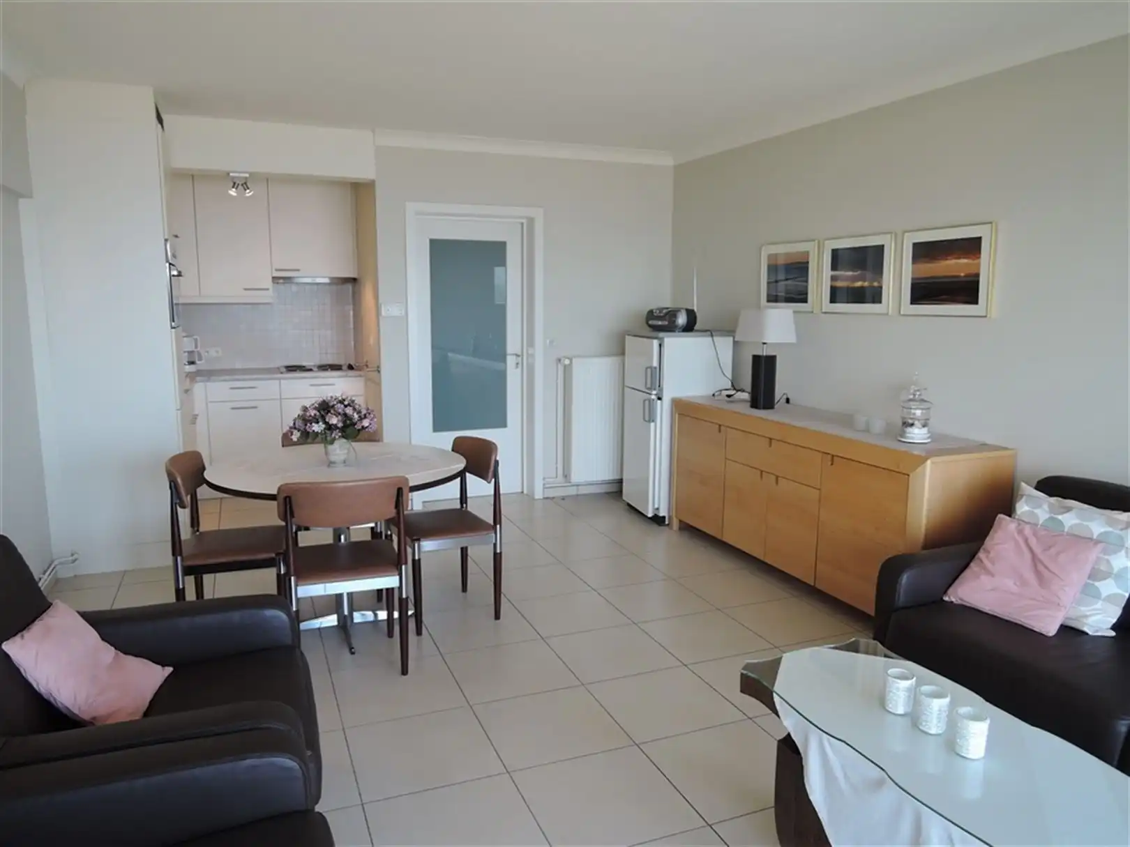 Gemeubeld 1-slaapkamer appartement met zeezicht foto 3