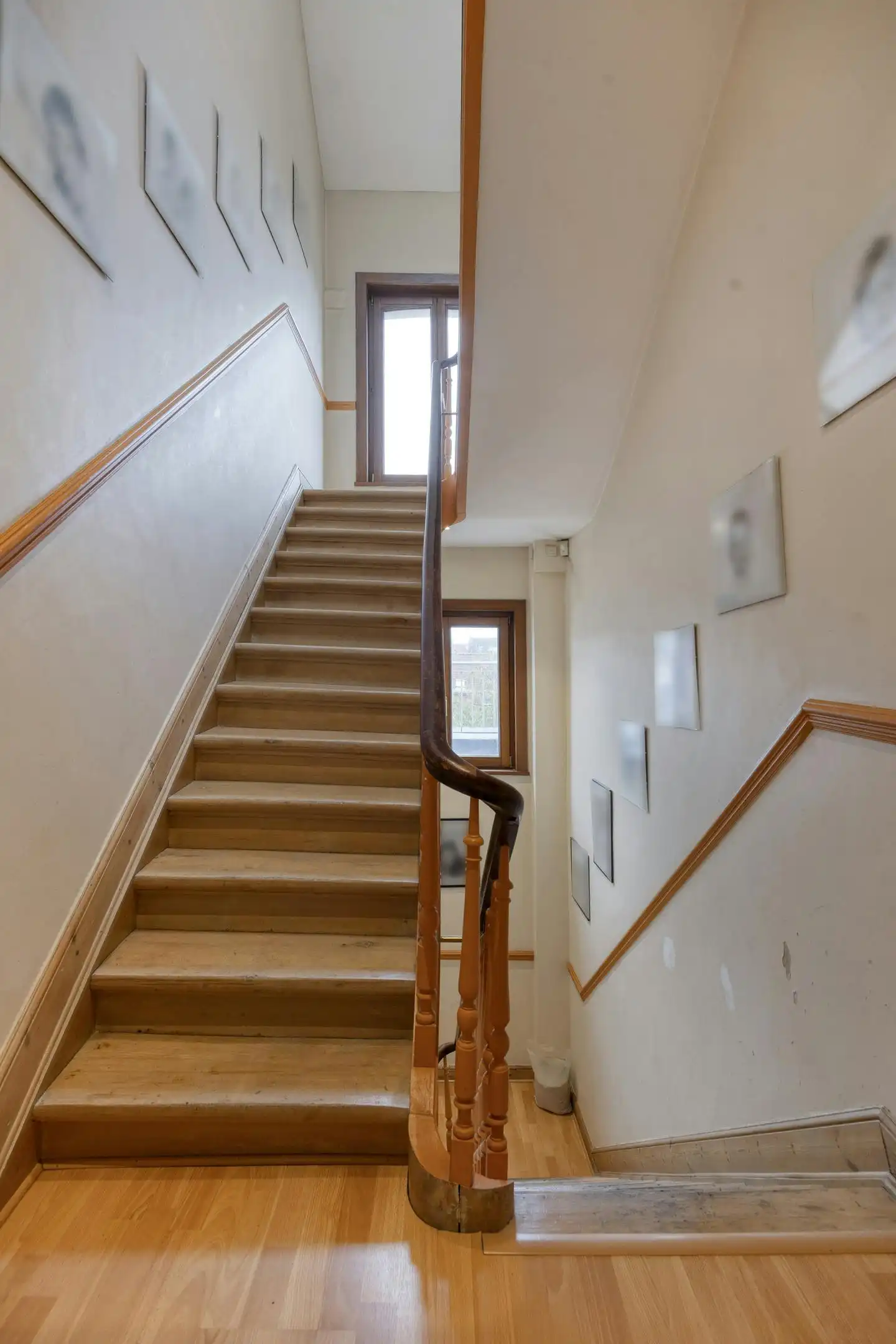 Op te frissen herenhuis met 7 slaapkamers en stadstuin. foto 16