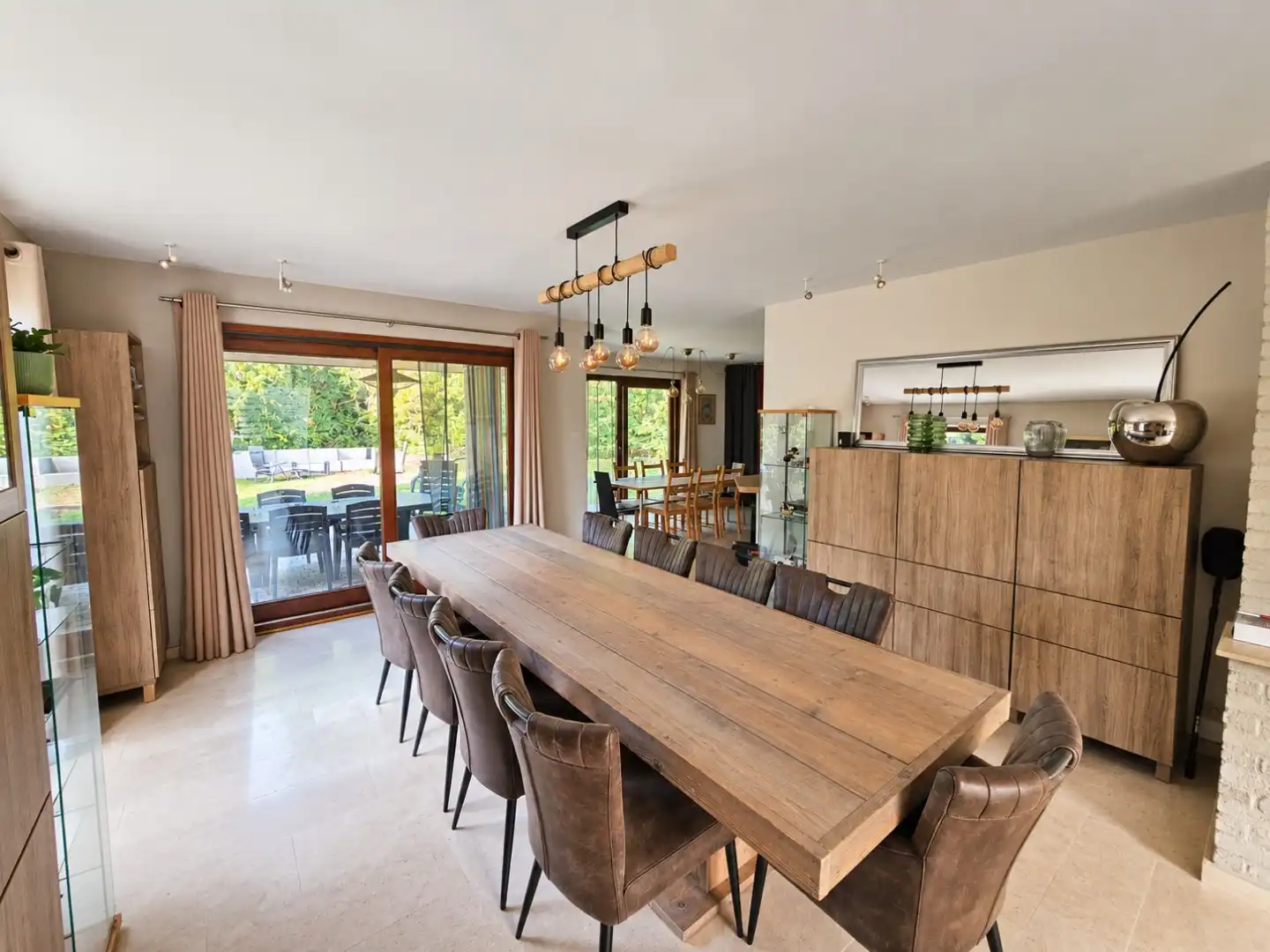 Villa met 4 slaapkamers in groene omgeving. foto 5