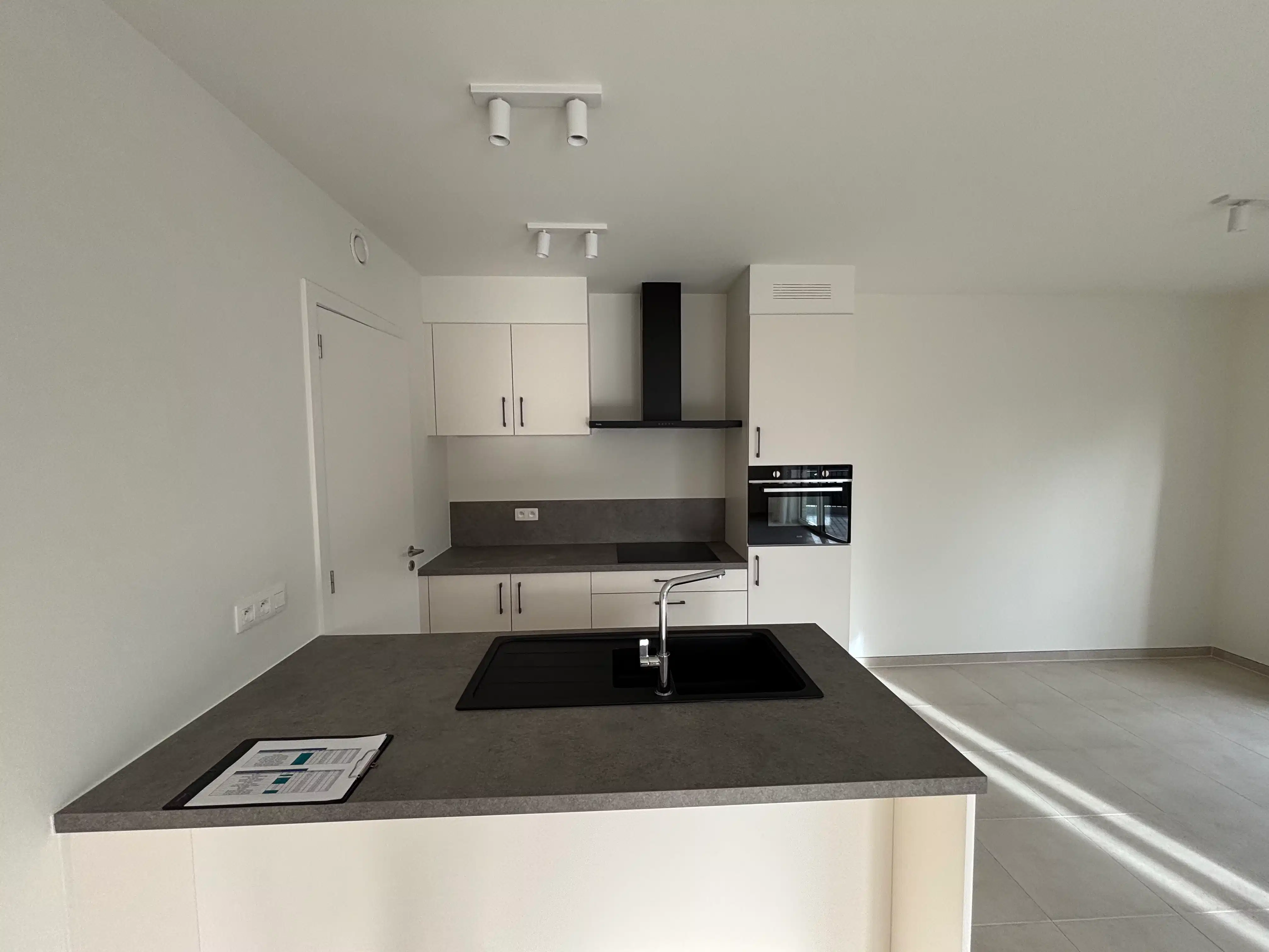 Te Huur – Modern Nieuwbouwappartement met 2 Slaapkamers op de Oude Kodak-site in Koningslo! foto 16