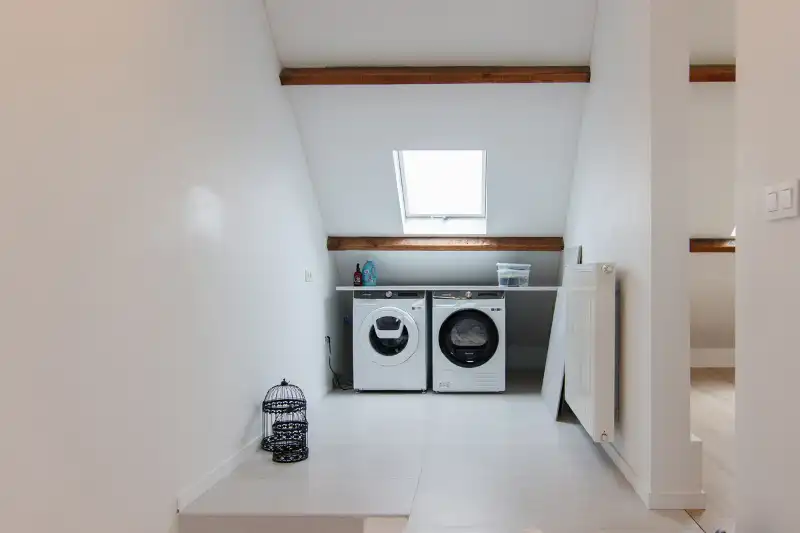Voll gerenoveerde woning met 5 slpk 3 badk foto 29