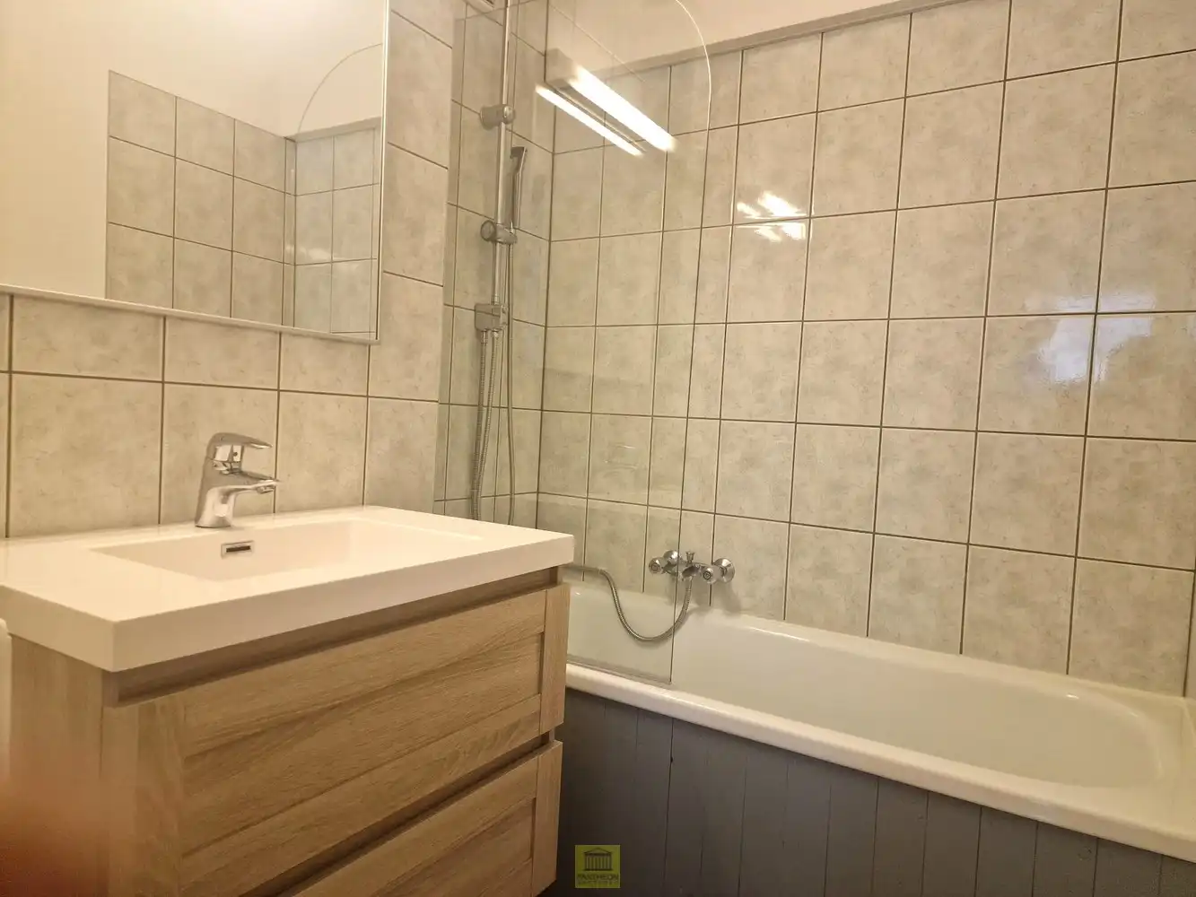 Instapklaar appartement te huur in Aalst – lichtrijk en rustig gelegen foto 10