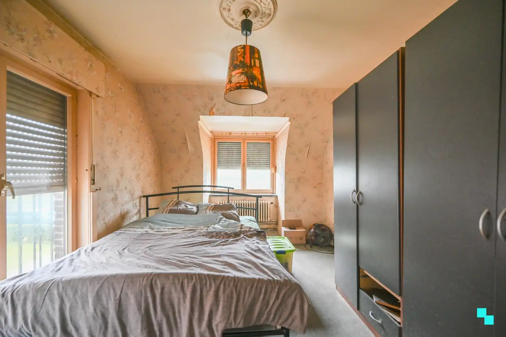 Alleenstaande woonst met atelier/loods foto 24