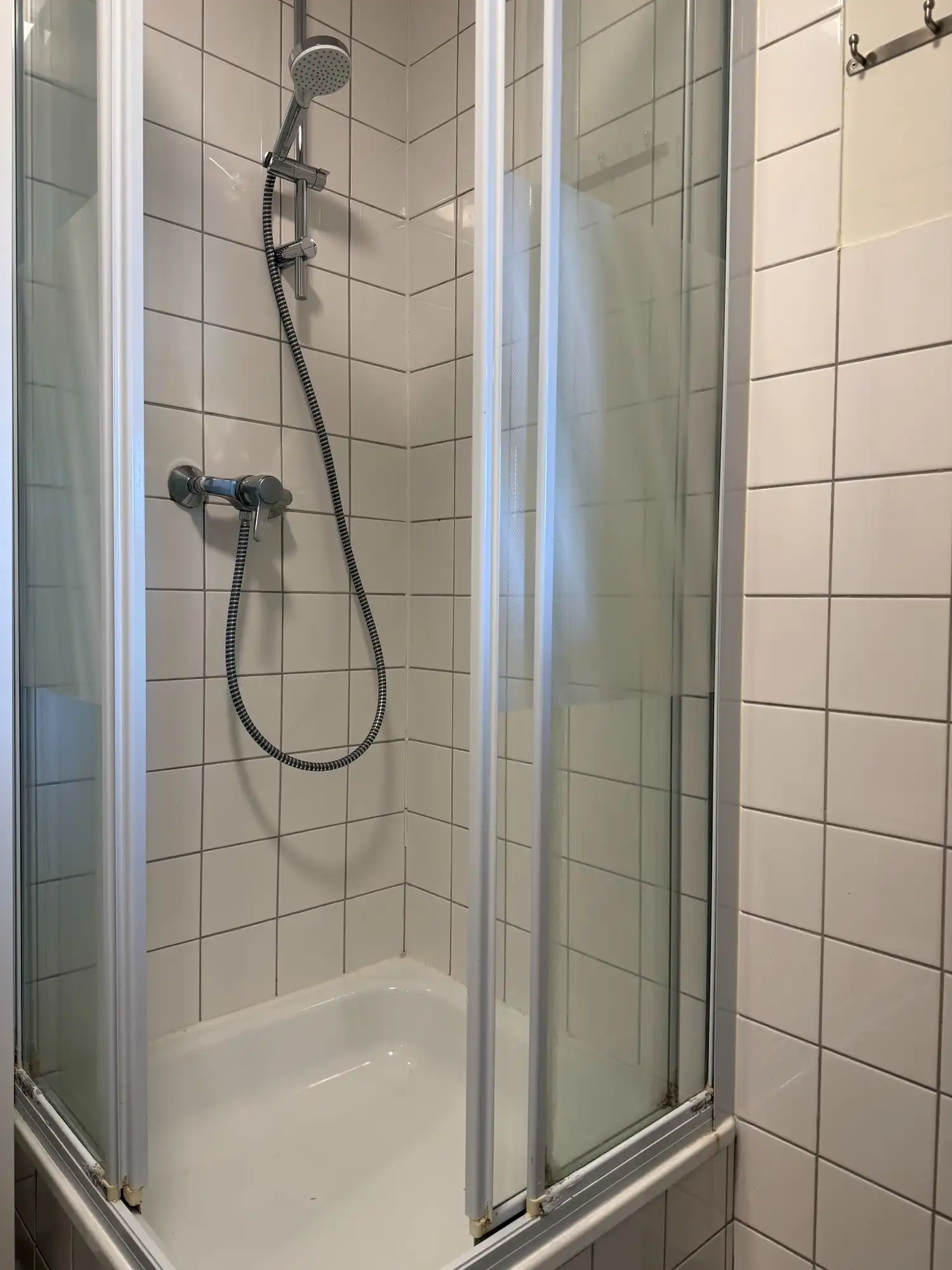 Centraal gelegen goed onderhouden 1 - slaapkamer - appartement | Verhelststraat foto 6