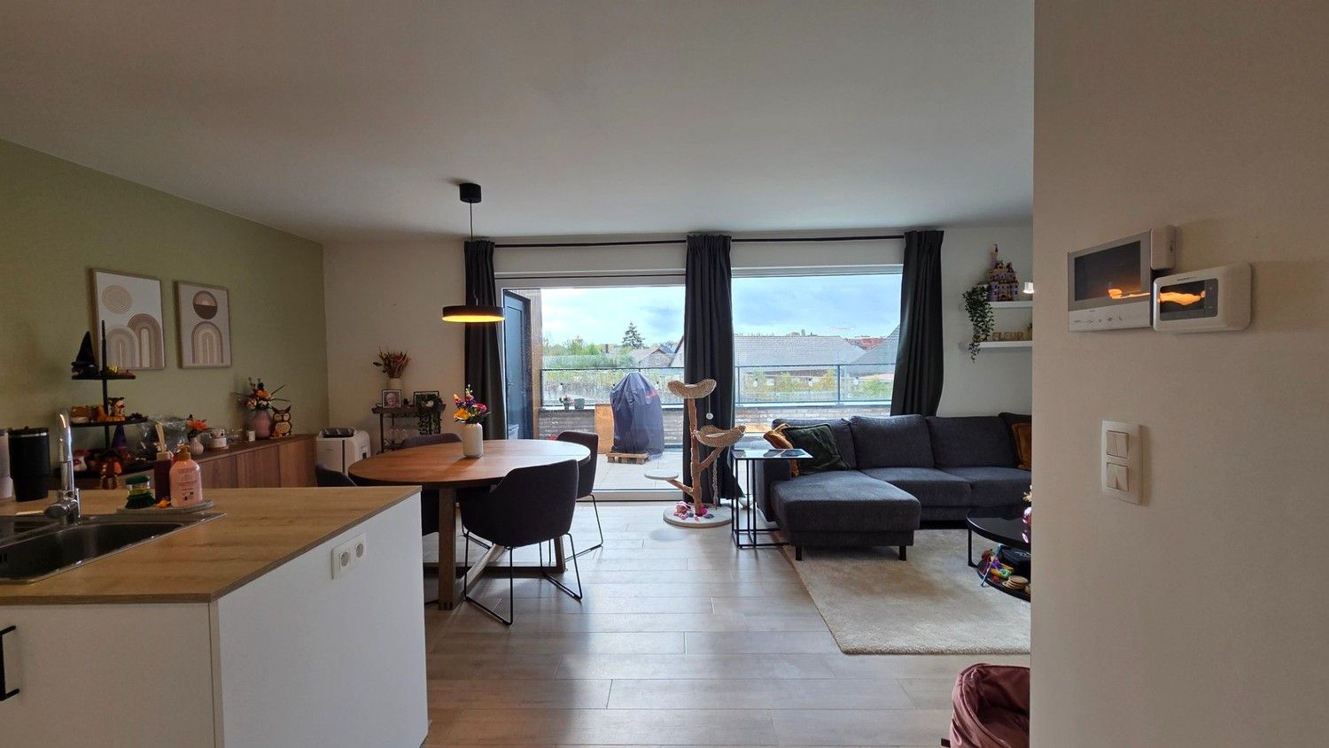 Energiezuinig en recent appartement met 2 slaapkamers en ruim 90m² woonoppervlakte foto 5