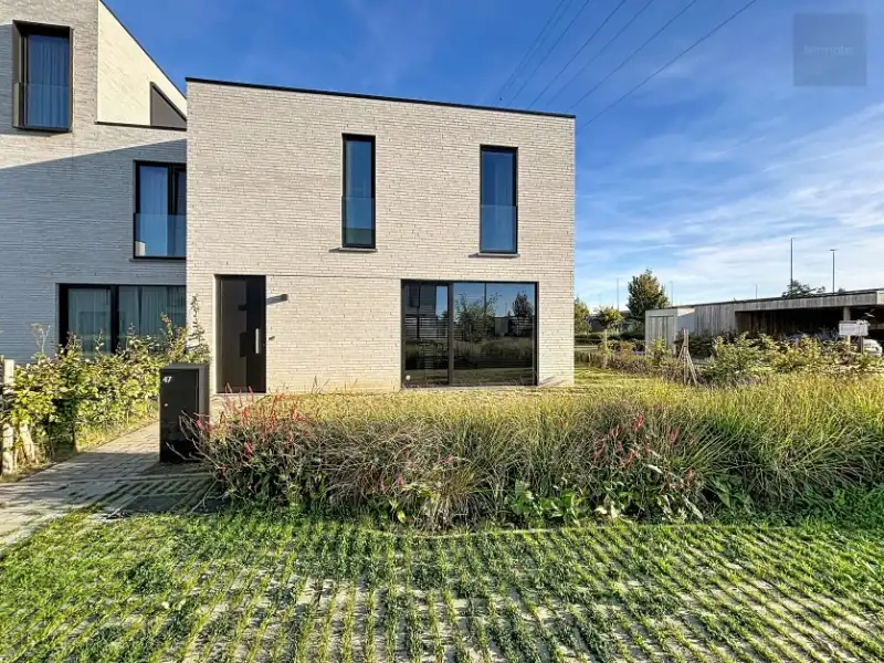 Energieneutrale hoekwoning foto 3