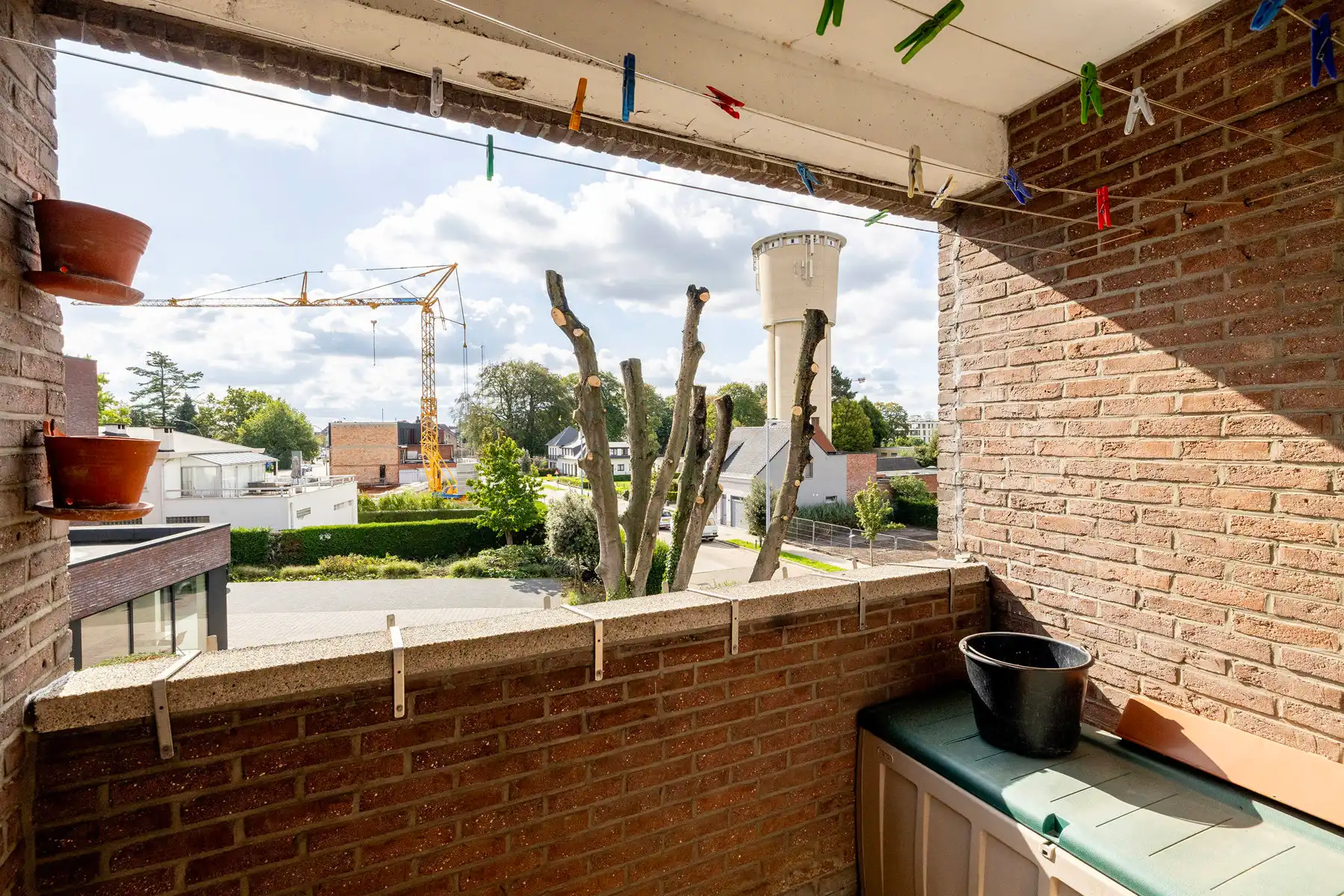Ruim appartement met 3 slpks en ondergrondse staanplaats - centrum Mol foto 2