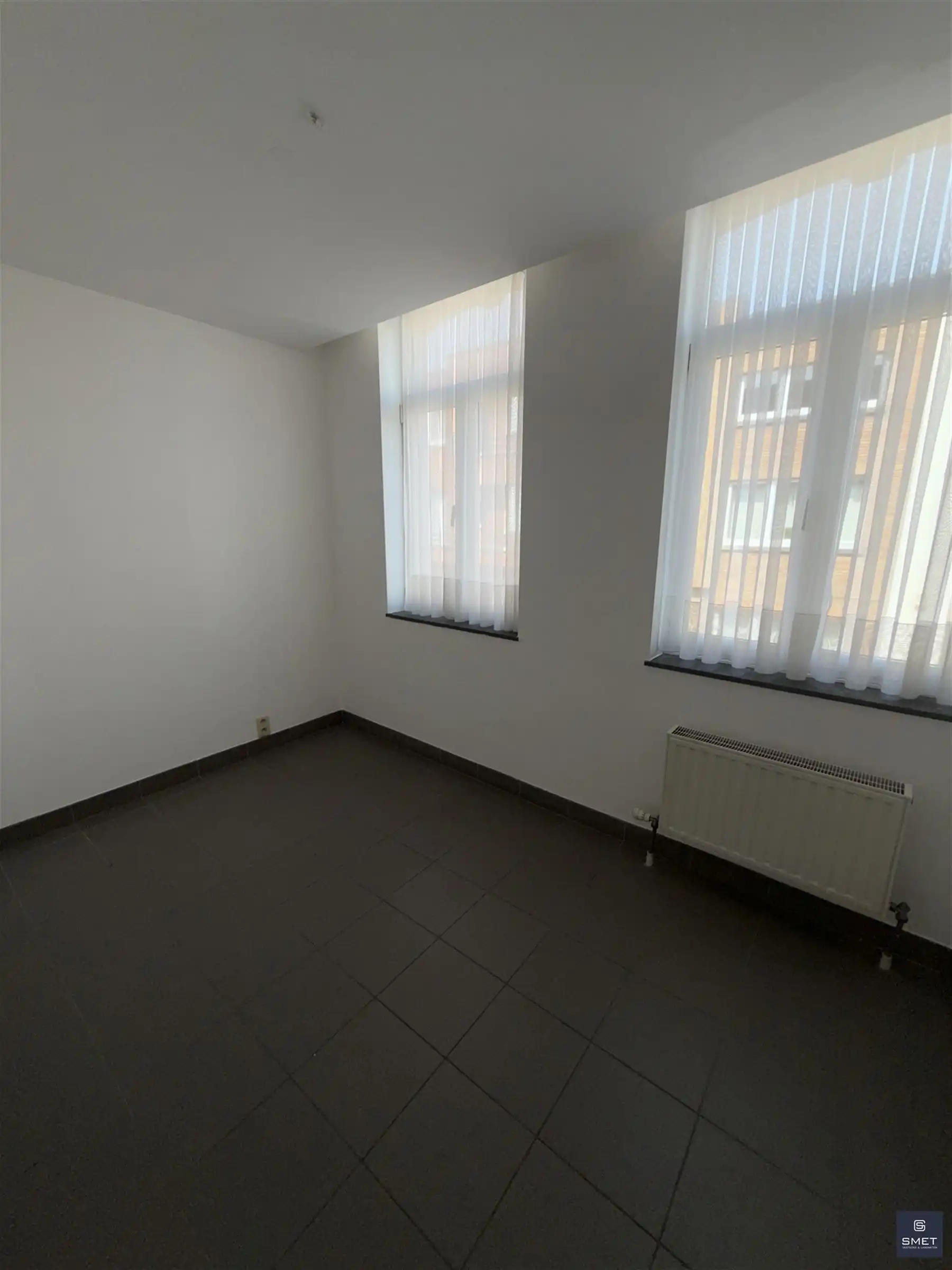 OPBRENGSTEIGENDOM MET 3 APPT EN 3 GAR foto 15