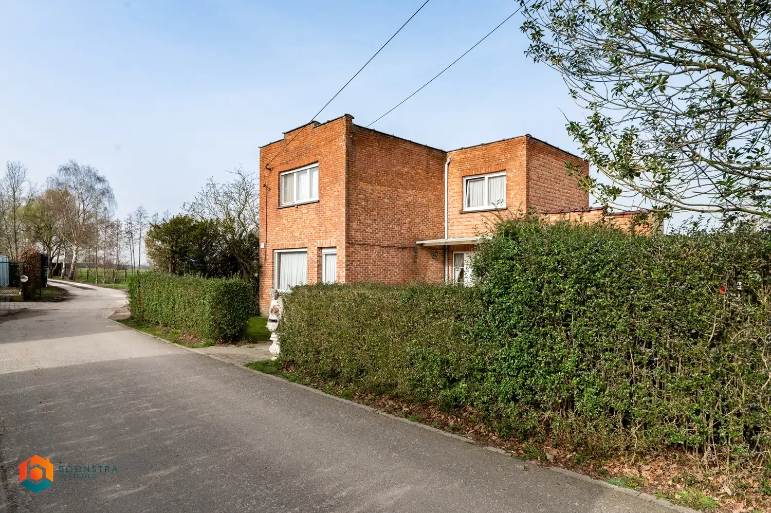 Hoofdfoto van de publicatie: Te renoveren woning op uitzonderlijke locatie te Putte