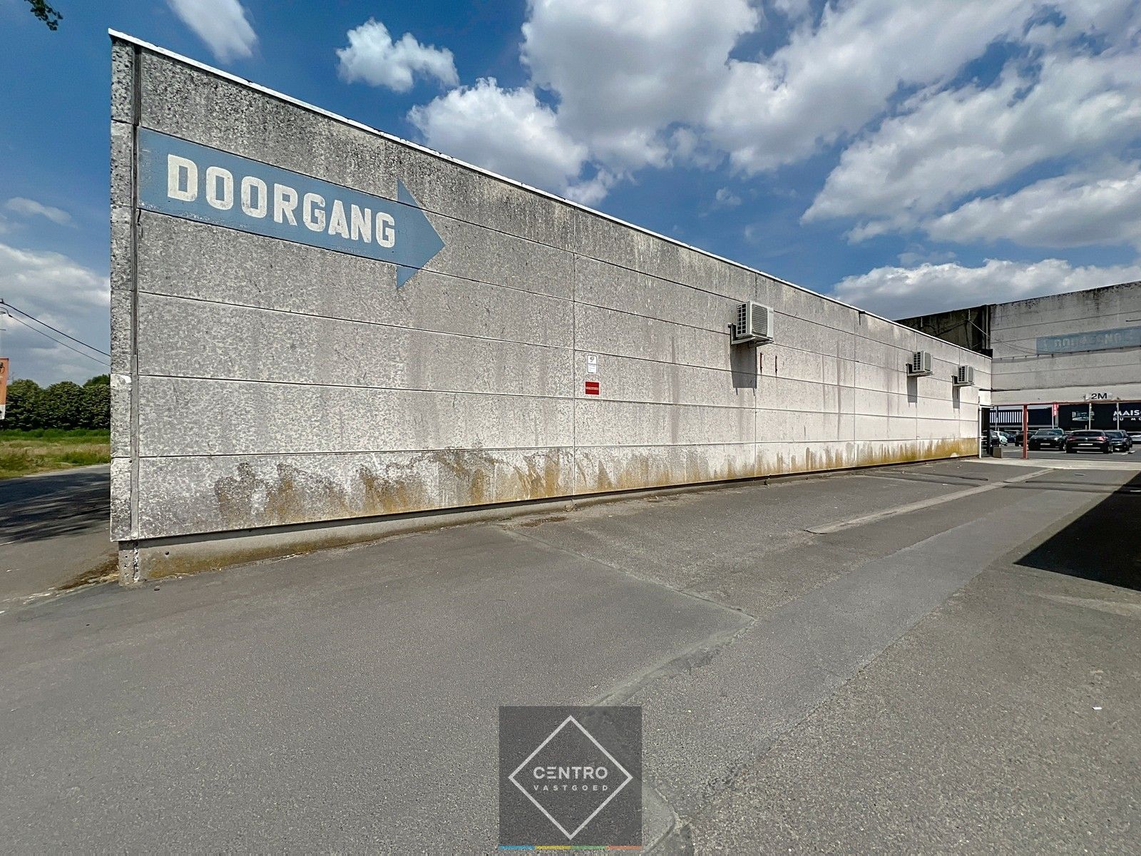 Instapklare baanwinkel op uiterst COMMERCIËLE TOP-ligging te Roeselare! foto 6