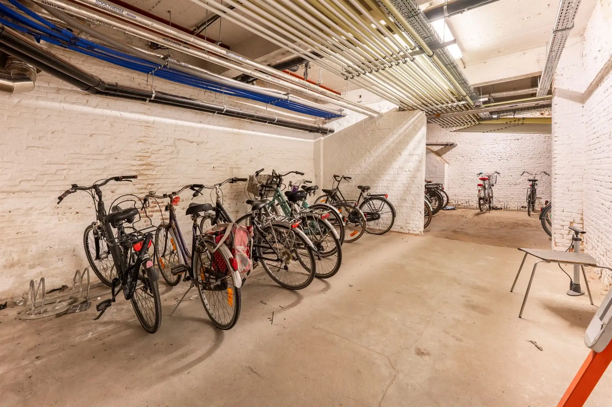 Studentenkamer met eigen sanitair op toplocatie! foto 6