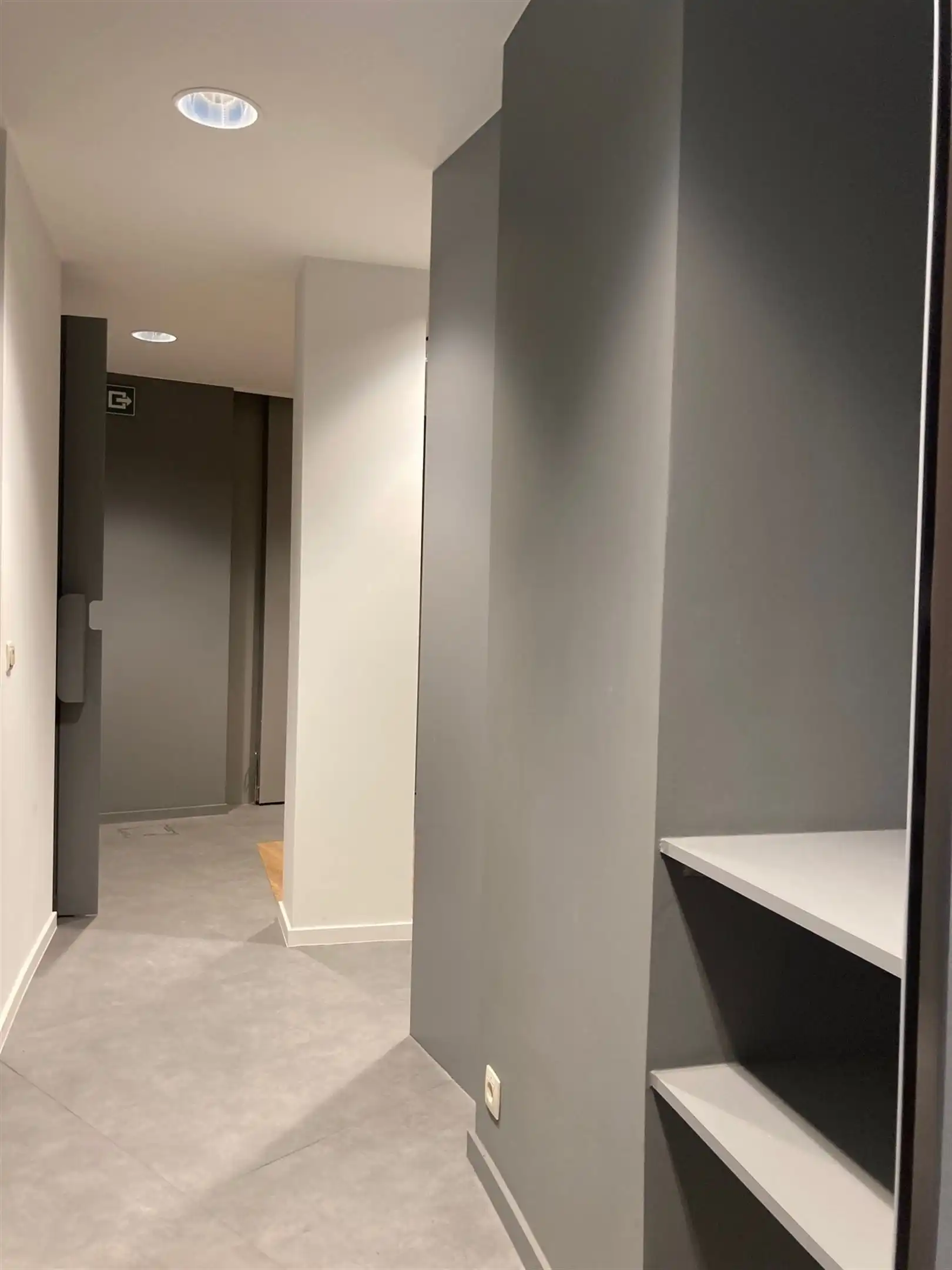 (Para)Medisch/Diensten/Kantoor/Coffee corner op een commerciële hoek in Antwerpen-Zuid foto 14