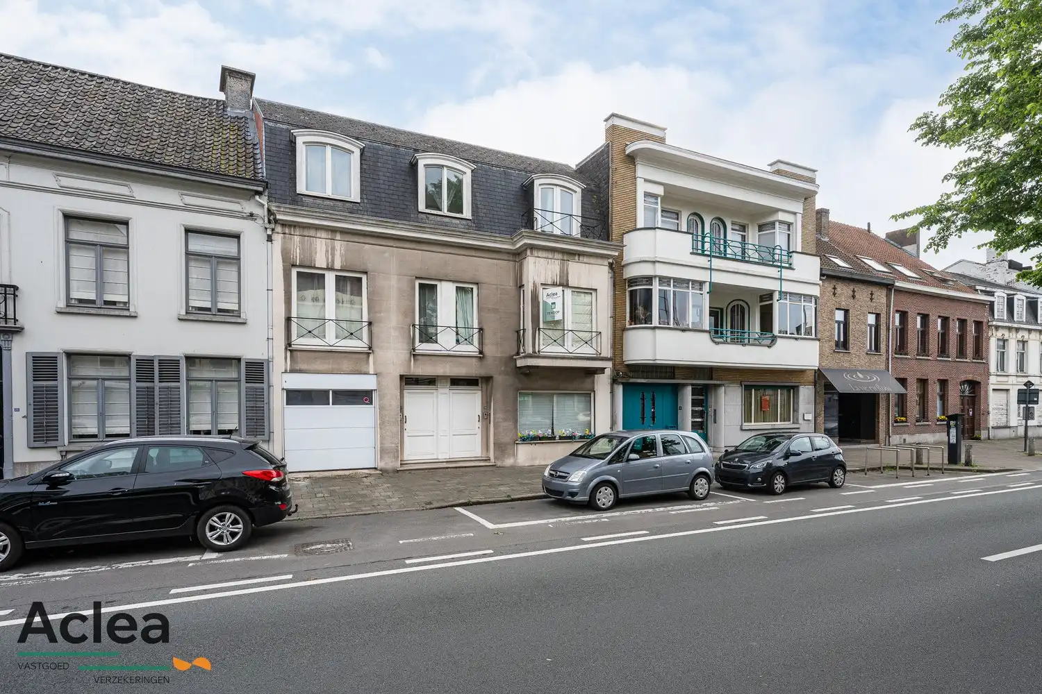 Hoofdfoto van de publicatie: Stadswoning met 3 slpks en inpandige garage