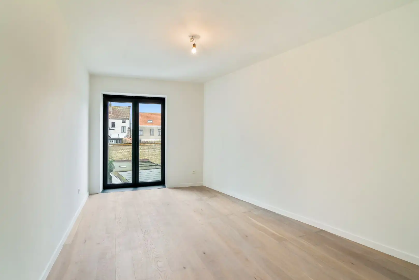 Prachtige luxueus gerenoveerd appartement op het eerste verdiep! foto 18