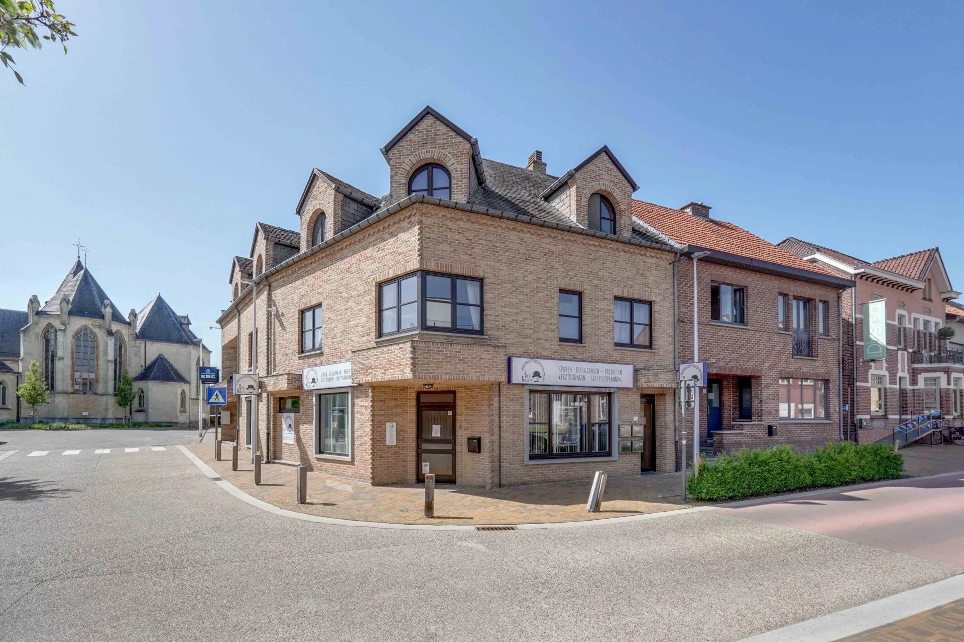 Appartement in centrum Wellen foto {{pictureIndex}}