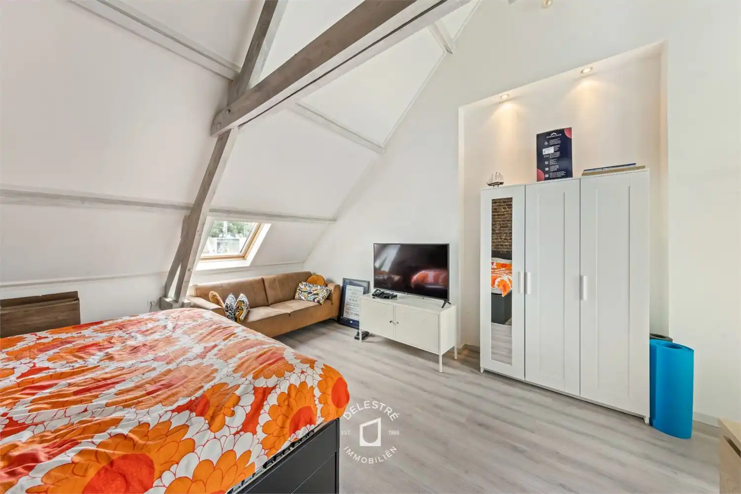 Karaktervolle, instapklare herenwoning met 4 slaapkamers, 2 badkamers en gezellige stadstuin foto 27