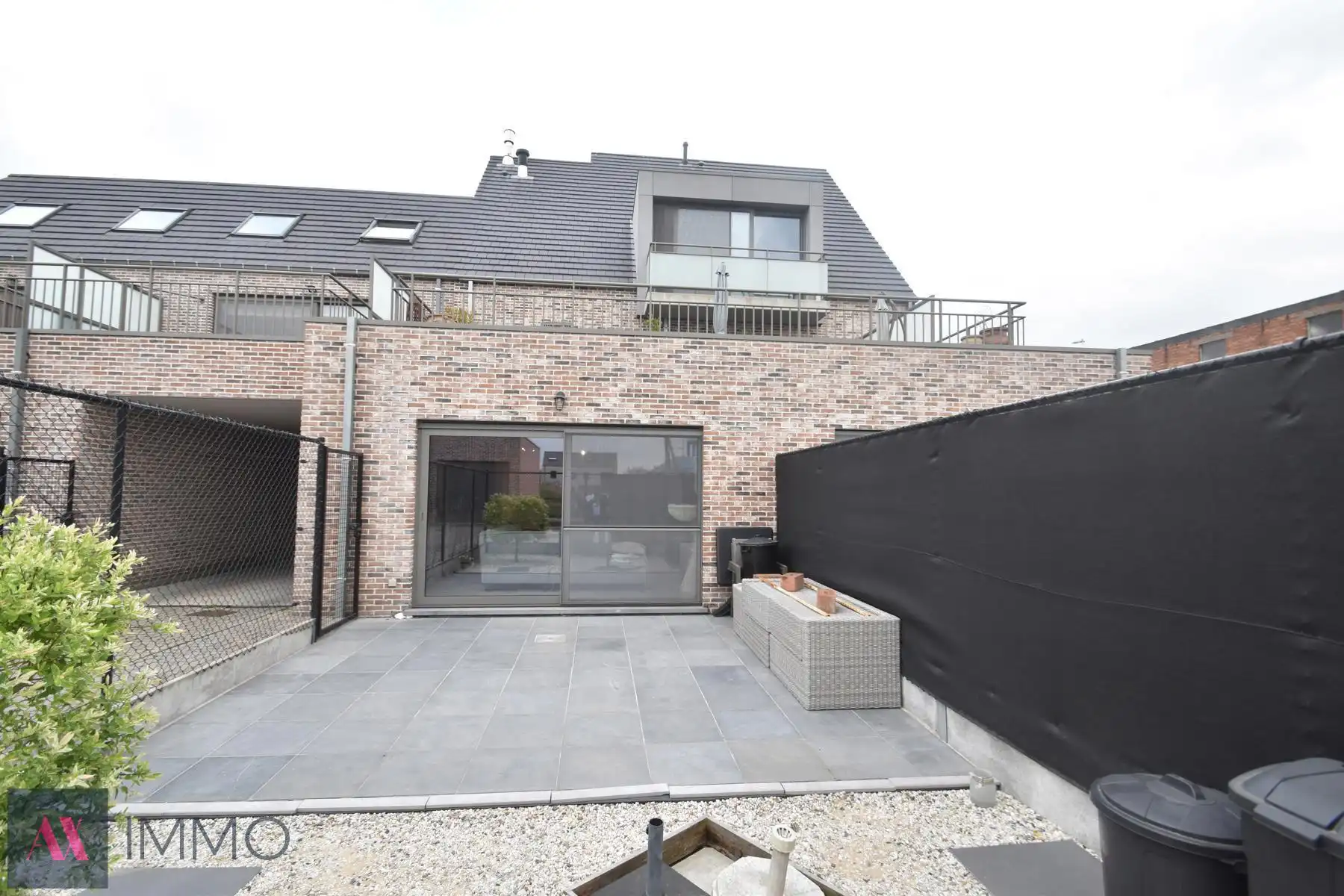 Recent, modern 2 slpk.-appartement met terras, tuin en autostplts. vrij vnf 01/05 foto 13