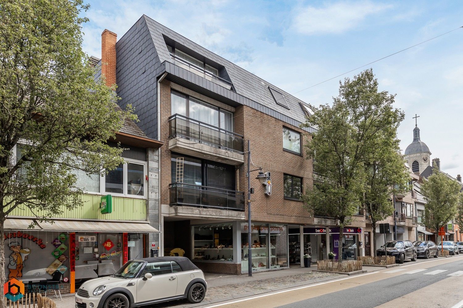 Gerenoveerd appartement met 3 slpkrs in centrum Haacht foto 16