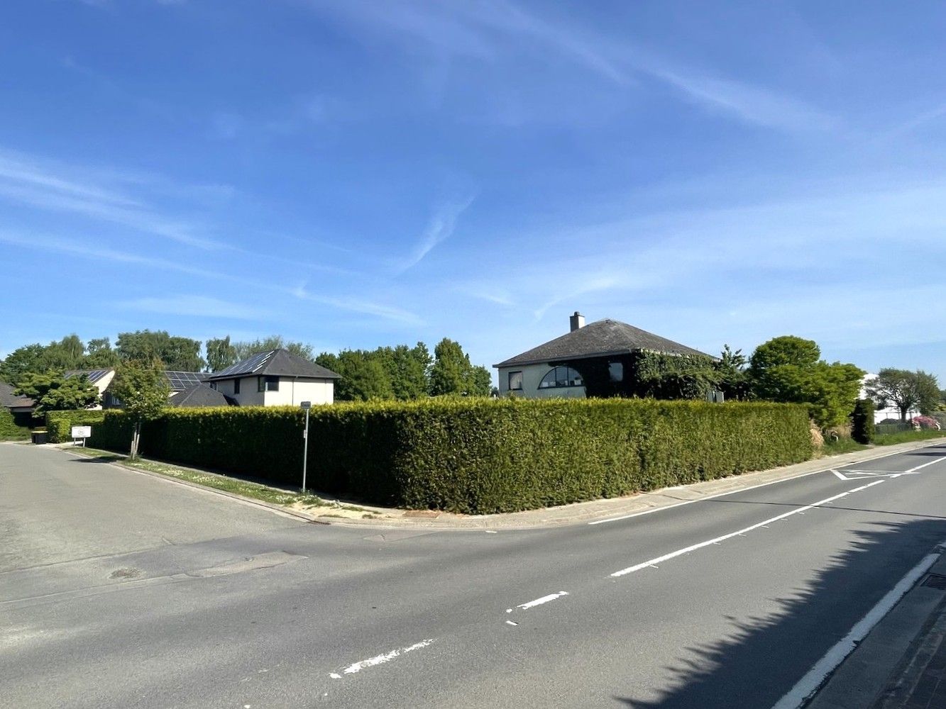 Uitstekend gelegen bouwgrond in residentiële wijk Diependaal foto {{pictureIndex}}