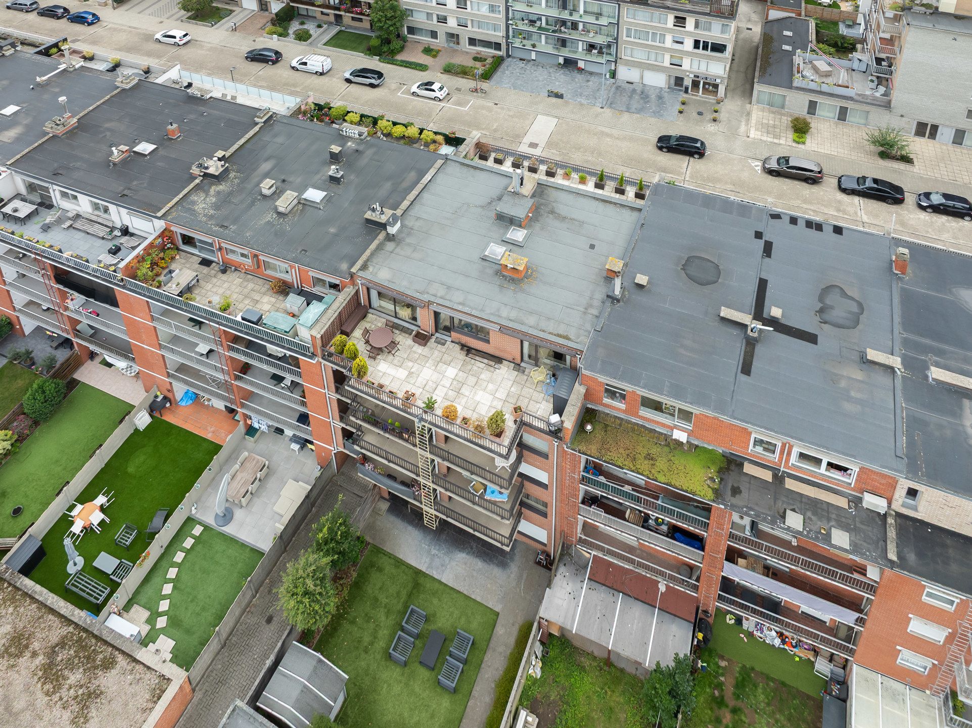 goed gelegen dakappartement met groot terras voor en achter en mooi uitzicht  foto 23