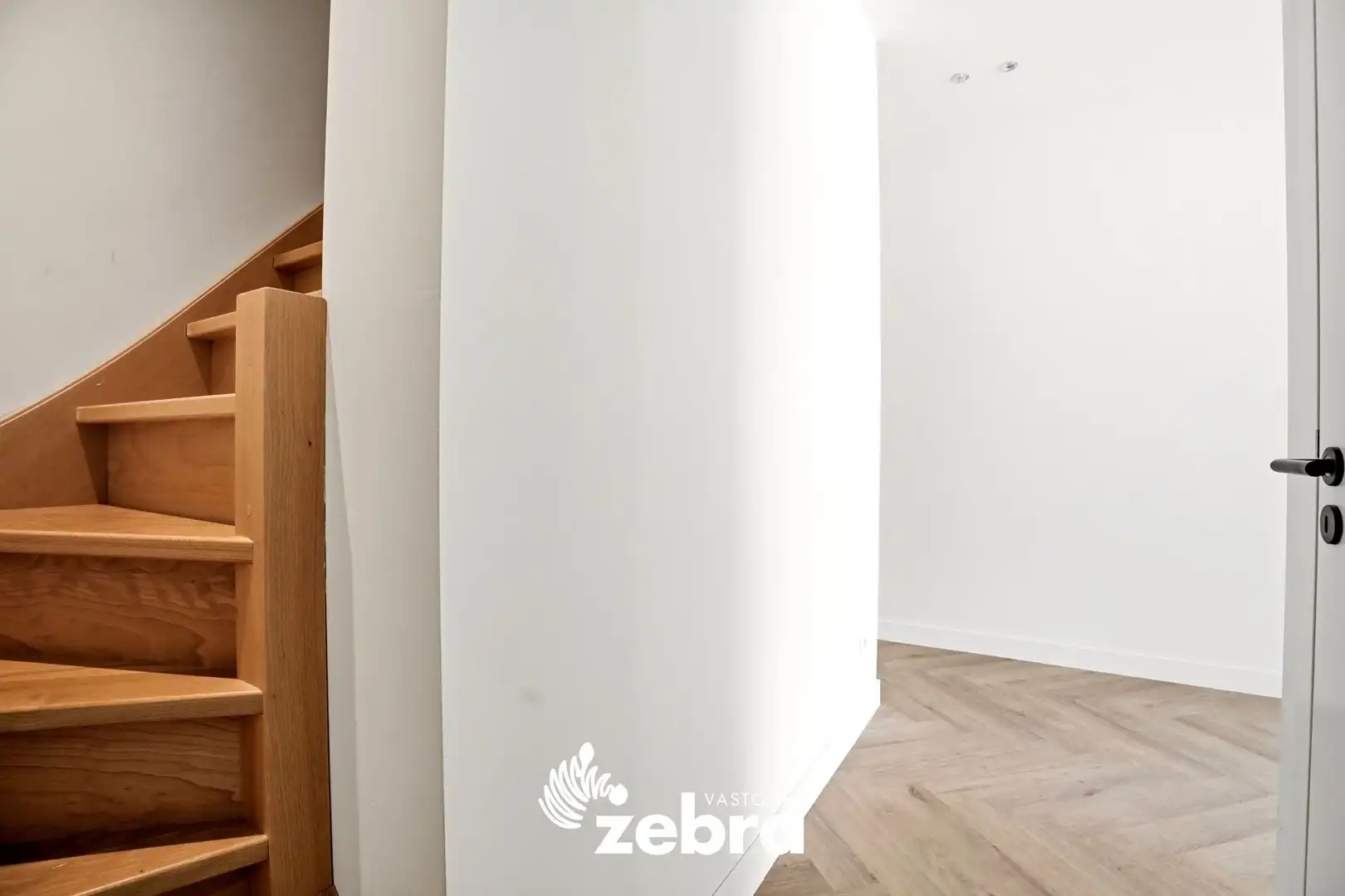 Volledig gerenoveerde woning met 3 slaapkamers, warmtepomp en zonnepanelen! foto 13