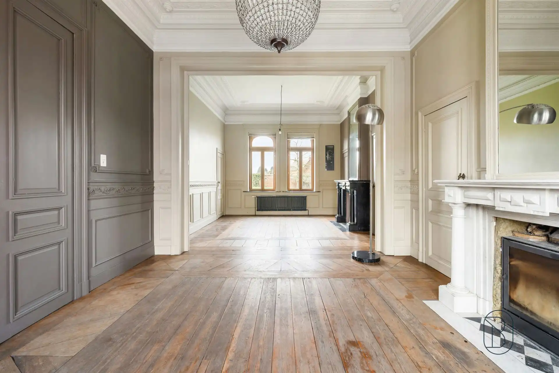 Imposante notariswoning met prachtige tuin! foto 7