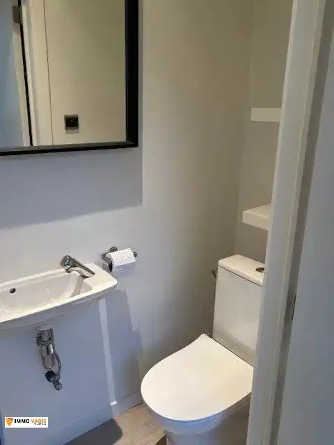 Handelspand met 3 private parkeerplaaten foto 5