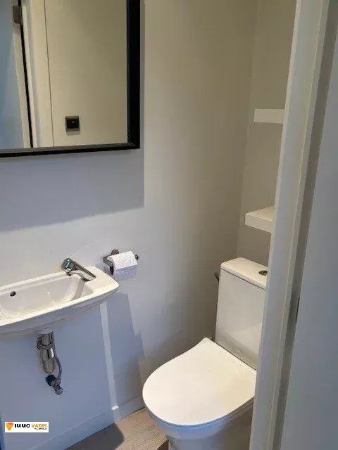 Handelspand met 3 private parkeerplaaten foto 5