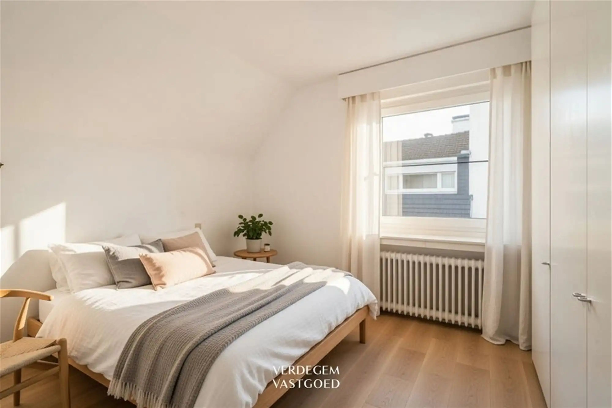 Architectenvilla met aparte studio / atelier en mooie zichten foto 9