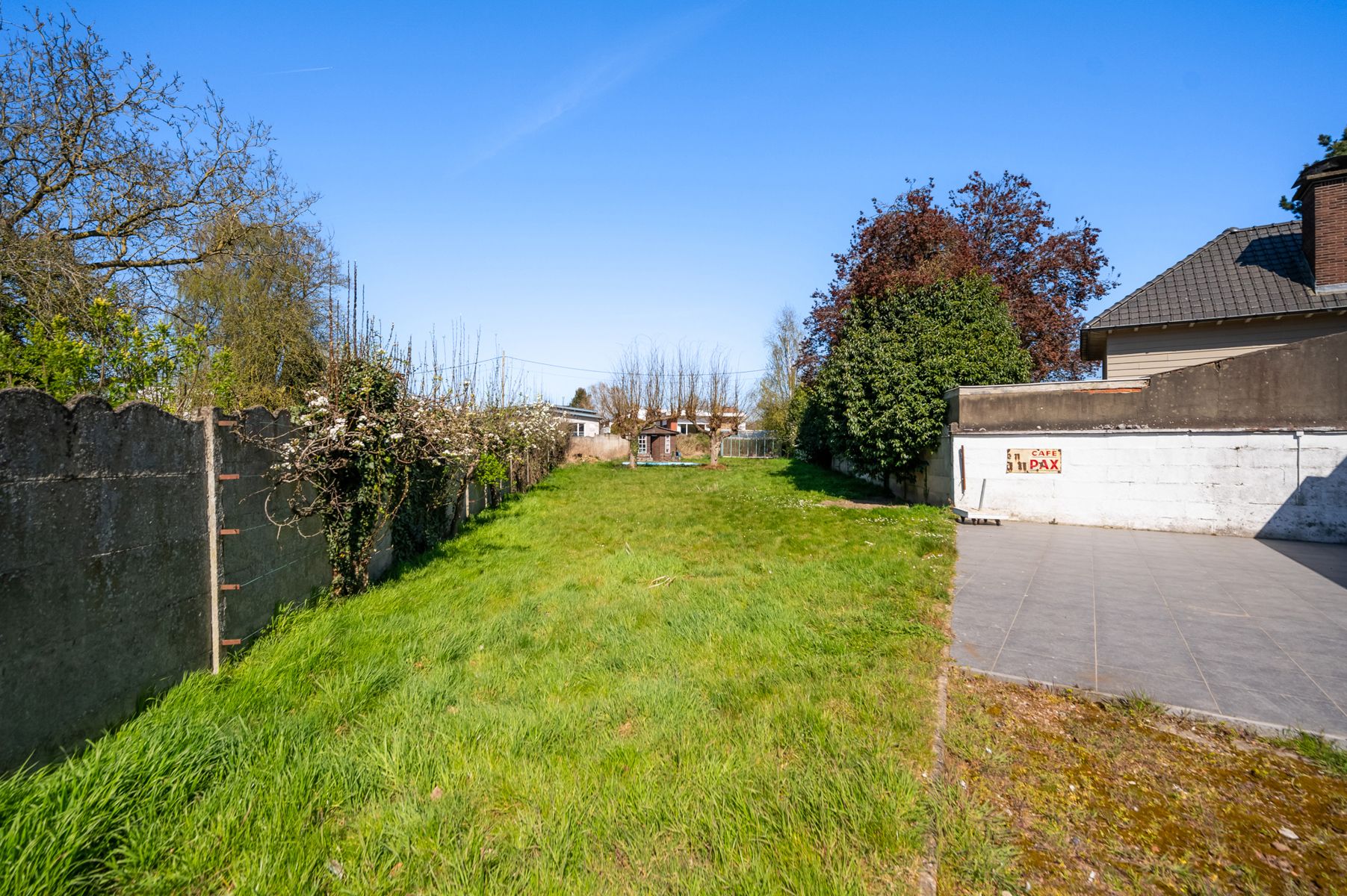Gerenoveerde, karaktervolle villa met bouwgrond foto 27