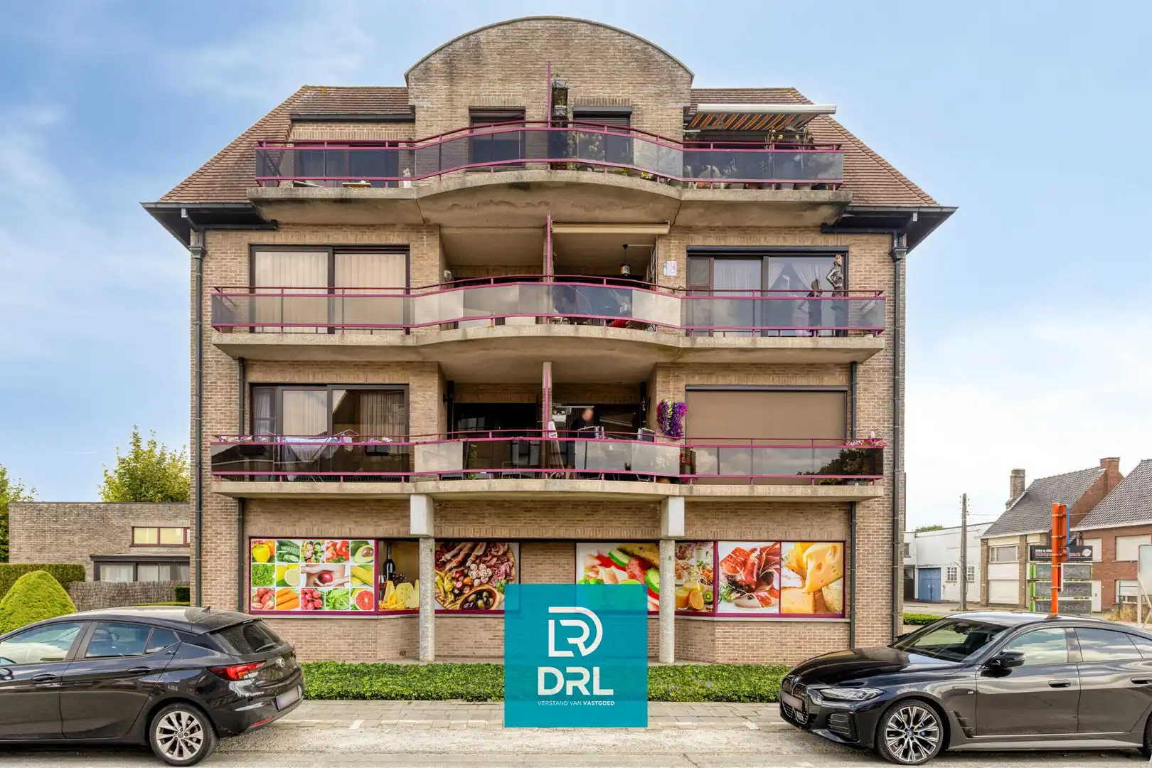 COMMERCIEEL PAND met LOODS te KORTEMARK foto 28