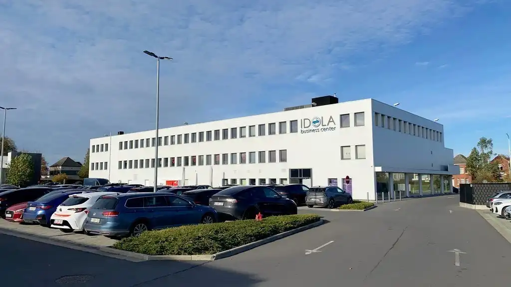 Full service kantoren in Idola Bedrijvencentrum in Lochristi foto 2