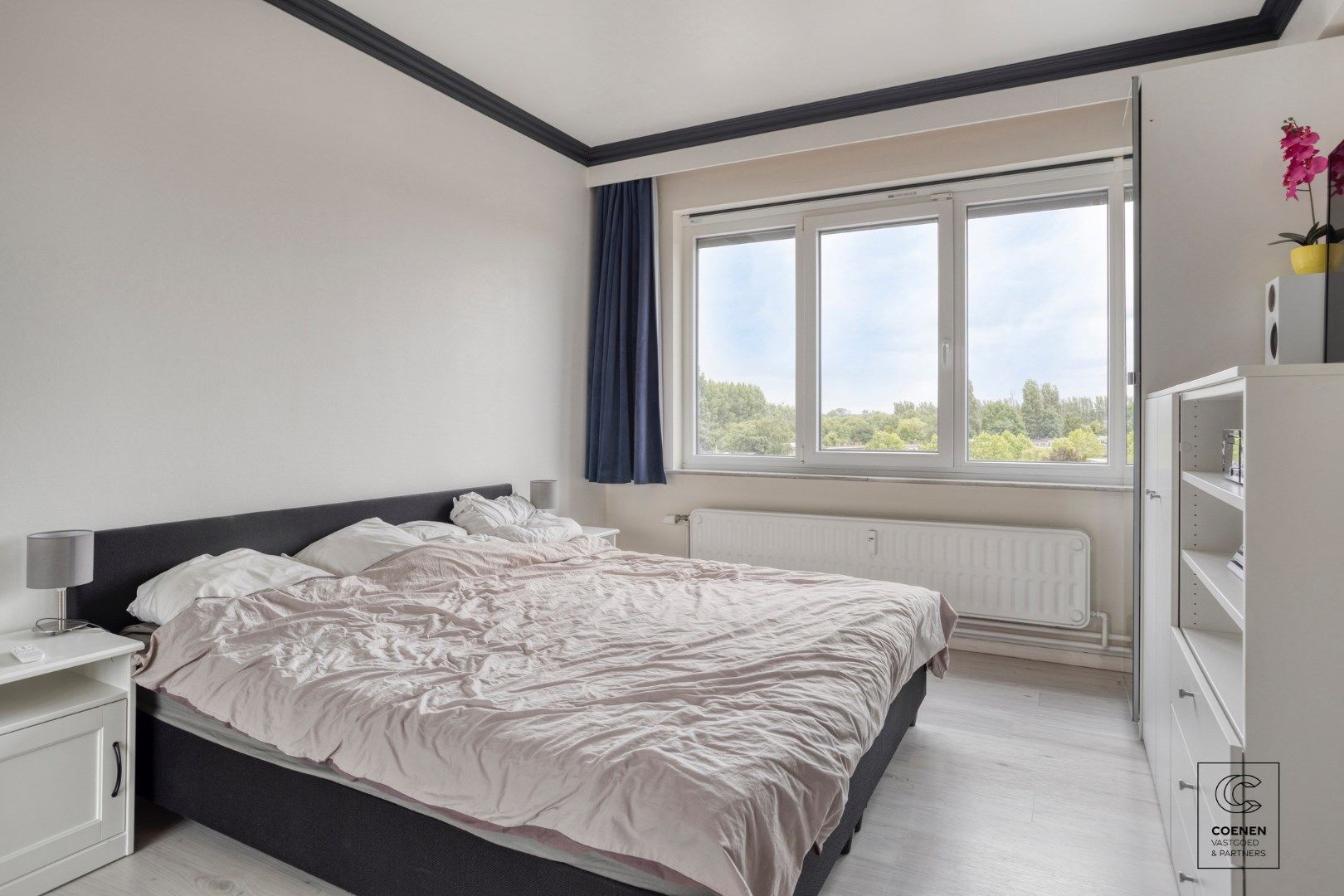 Ruim gerenoveerd appartement van 97 m² met twee slaapkamers te Merksem! foto 13