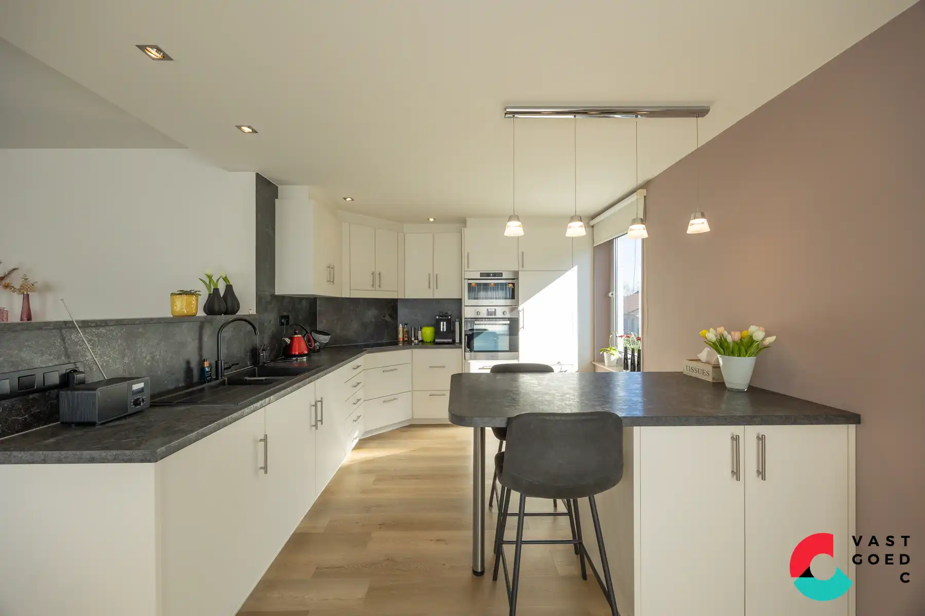 Appartement te koop foto 6