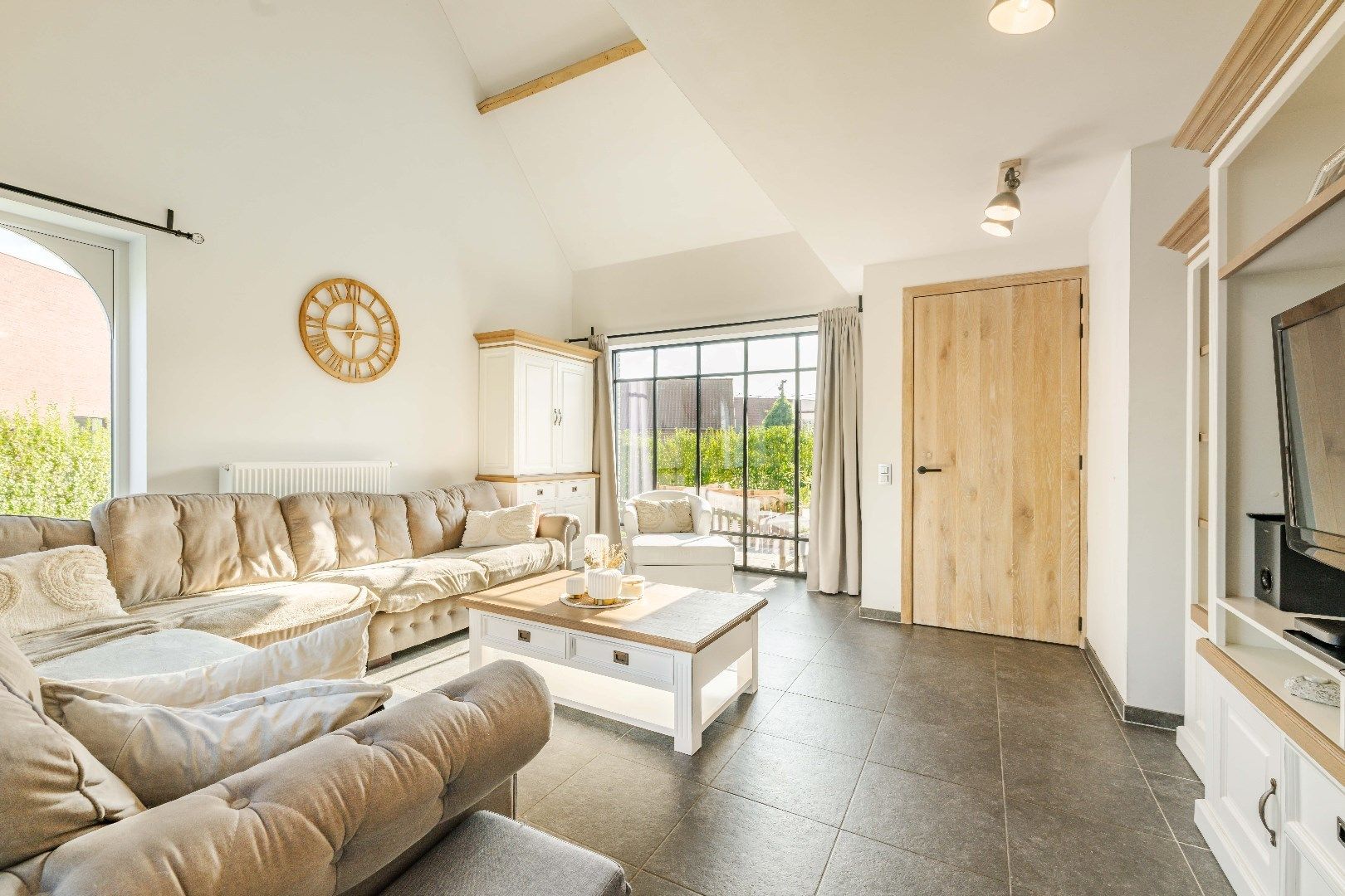 RECENTE HALF OPEN BEBOUWING MET TUIN | GARAGE | 3 SLPKS foto 6