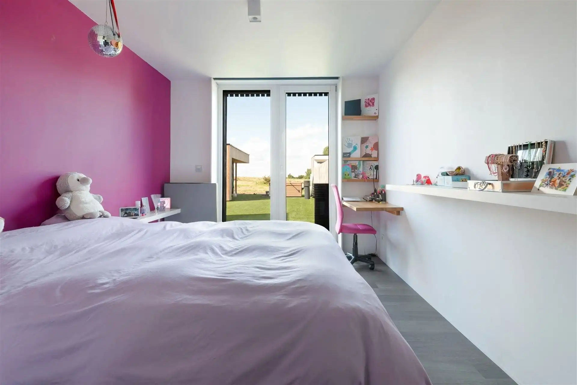 Moderne energiezuinige woning met uniek uitzicht in Gavere foto 21