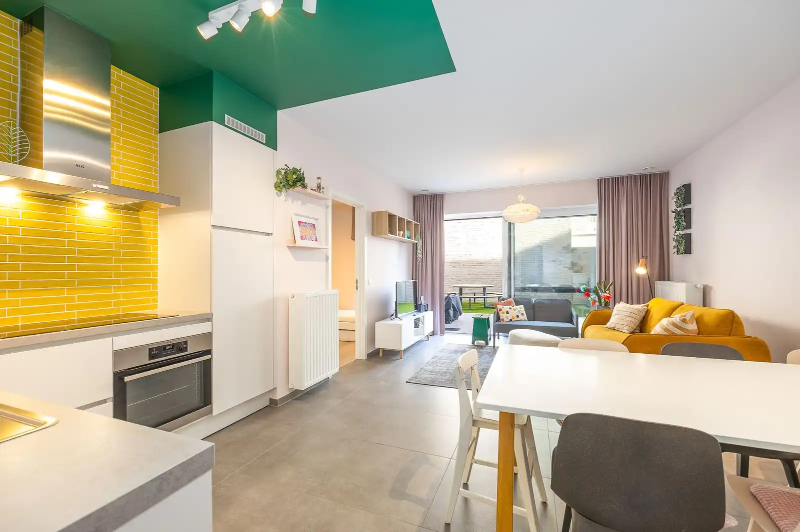 ​​​​​​​Ruim gelijkvloers appartement met 2 slaapkamers, groot terras en tuin in residentie El Rincon foto 2