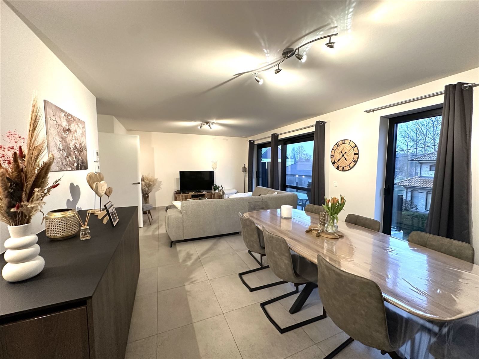 Ruim energiezuinig 3-SLK Appartement in Zottegem! foto 3