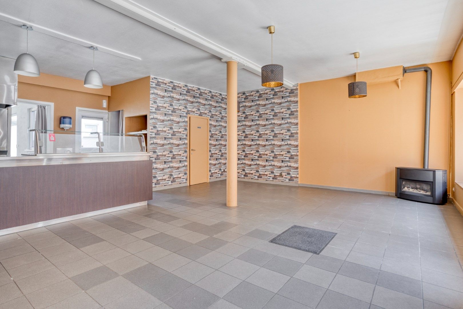 Multifunctionele eigendom in het centrum van Marke! foto 4